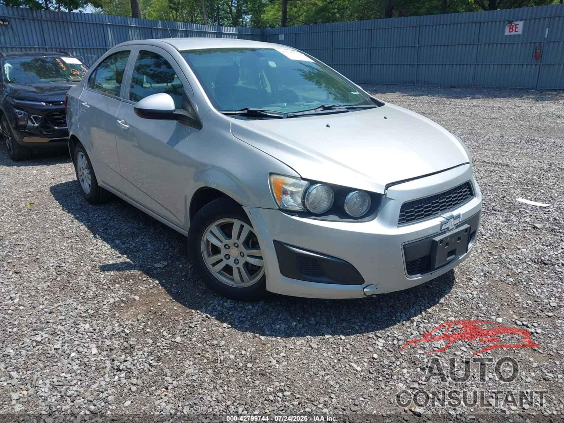 CHEVROLET SONIC 2016 - 1G1JC5SH7G4114195
