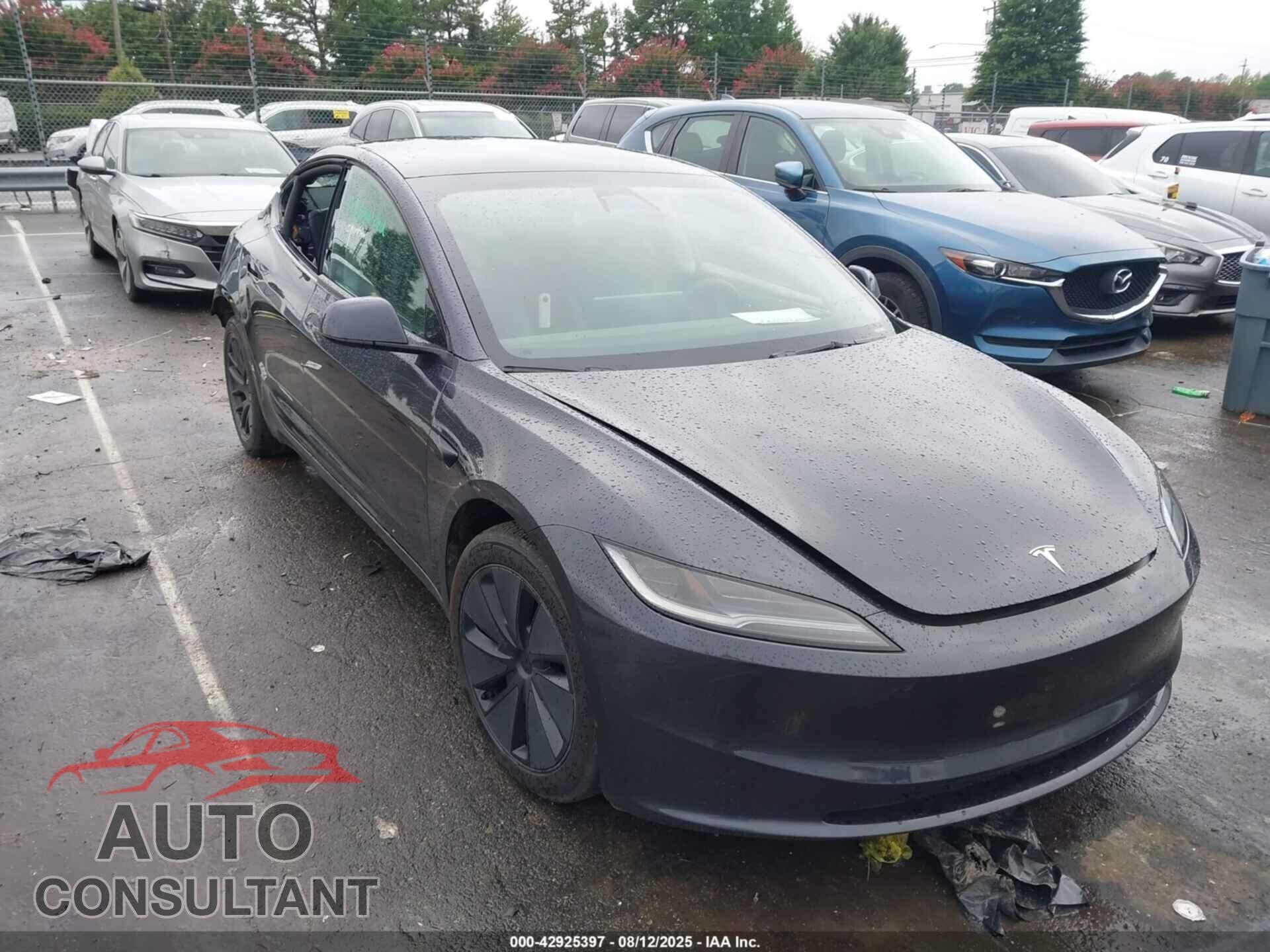 TESLA MODEL 3 2024 - 5YJ3E1EA6RF784592