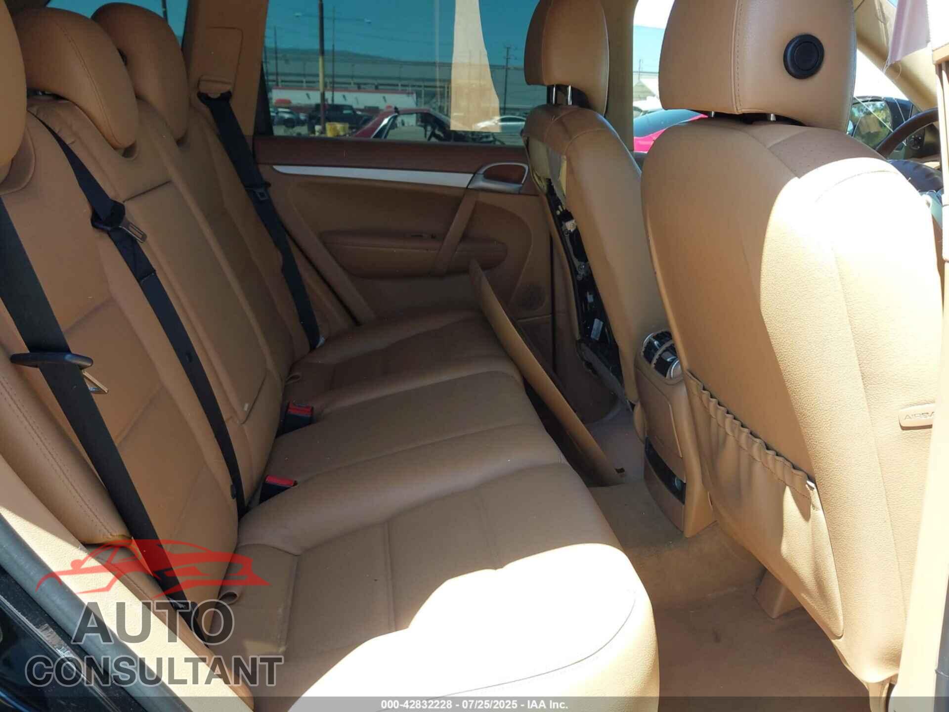 PORSCHE CAYENNE 2010 - WP1AA2AP3ALA02820