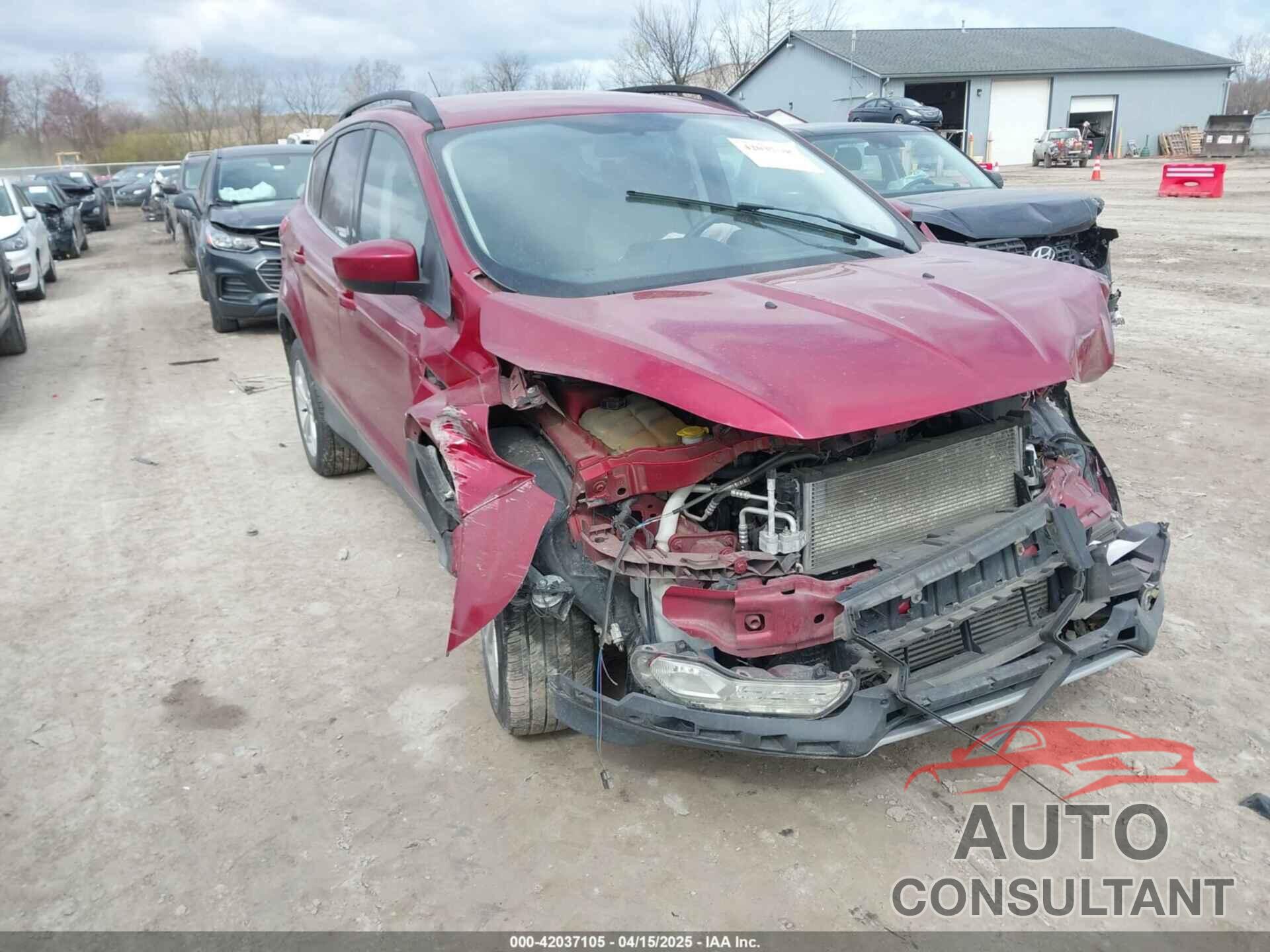 FORD ESCAPE 2015 - 1FMCU9G99FUC14508