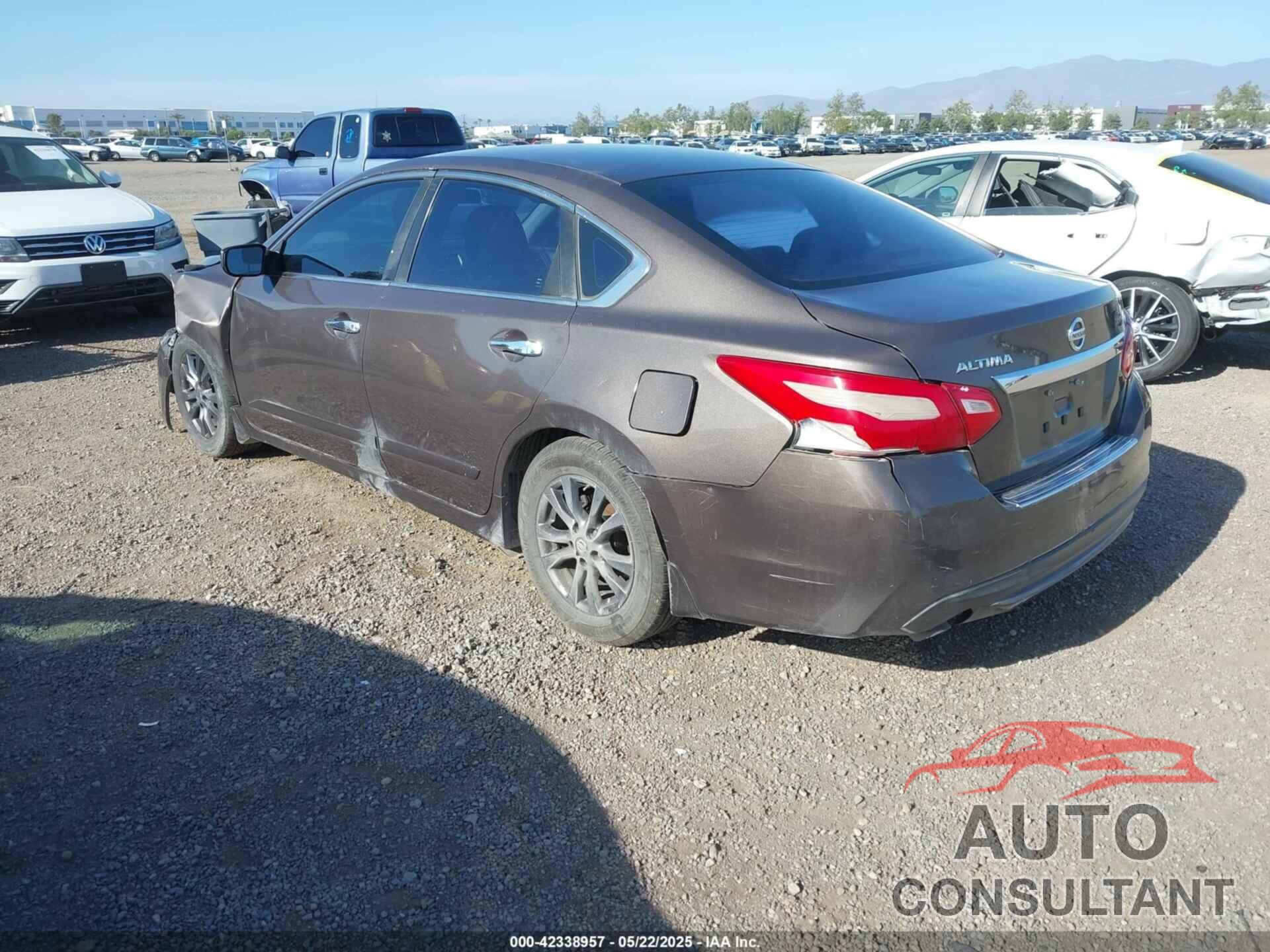 NISSAN ALTIMA 2017 - 1N4AL3AP3HN328798