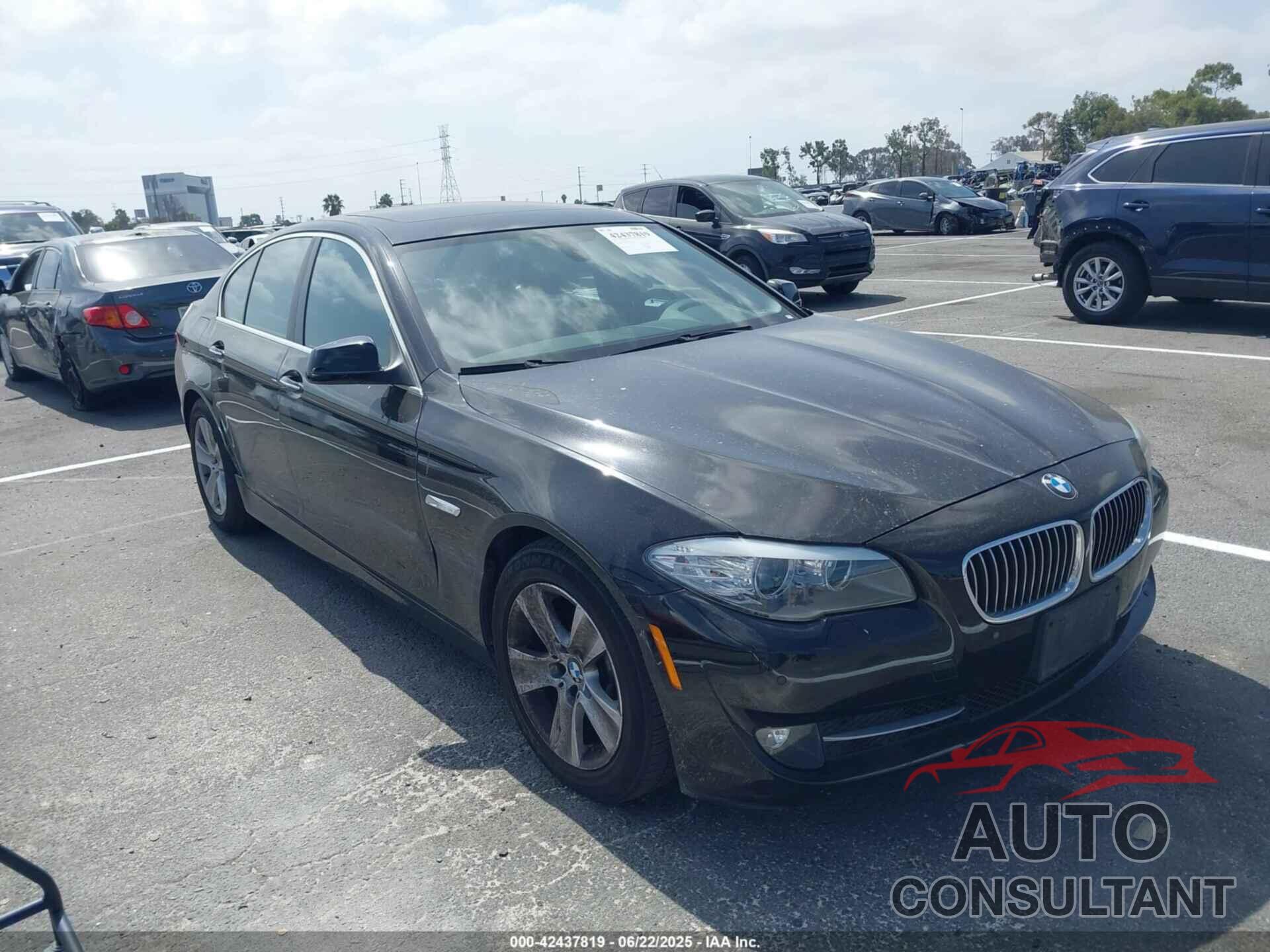 BMW 528I 2011 - WBAFR1C55BDS35371
