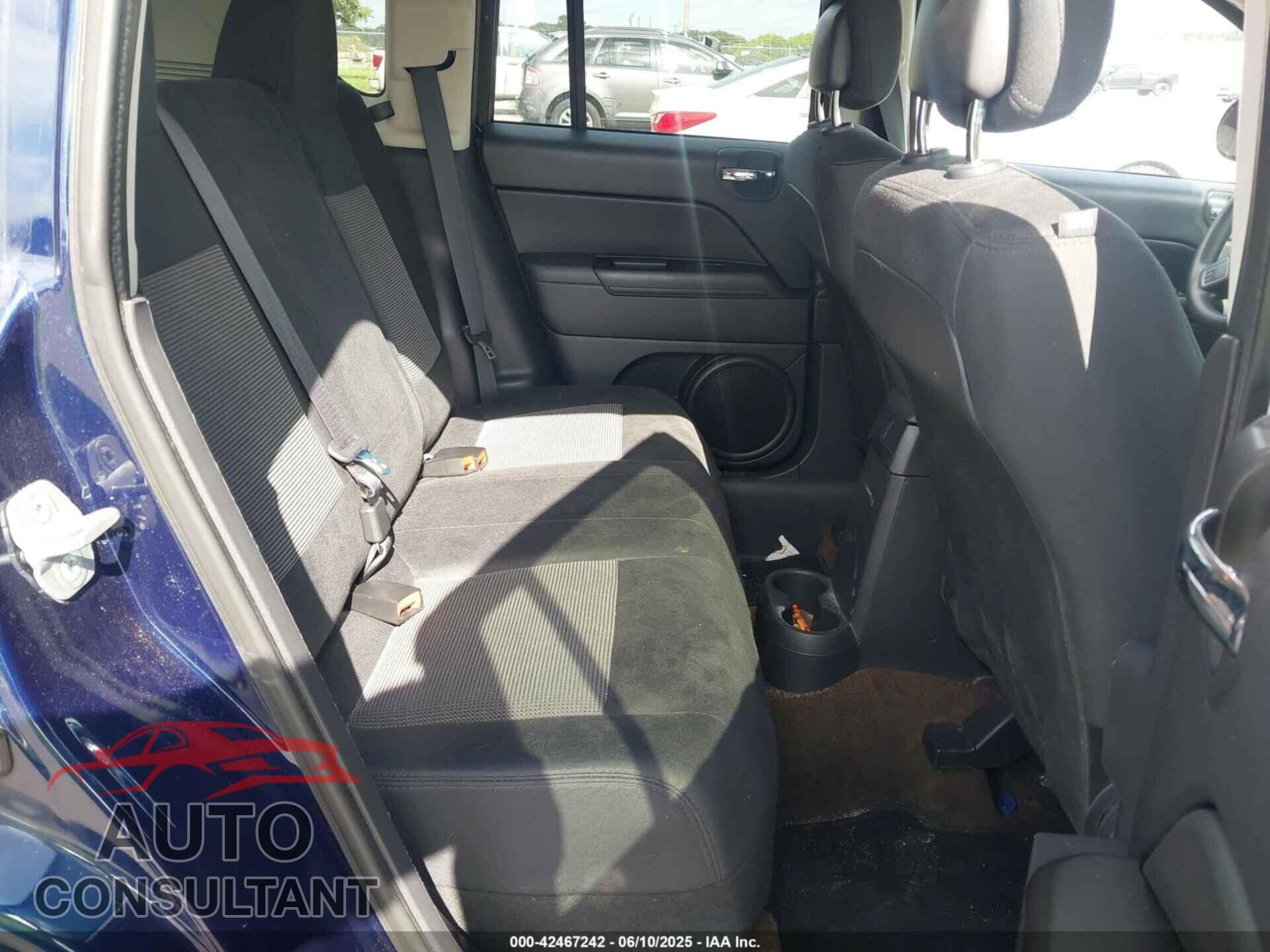 JEEP COMPASS 2014 - 1C4NJCBA1ED725648