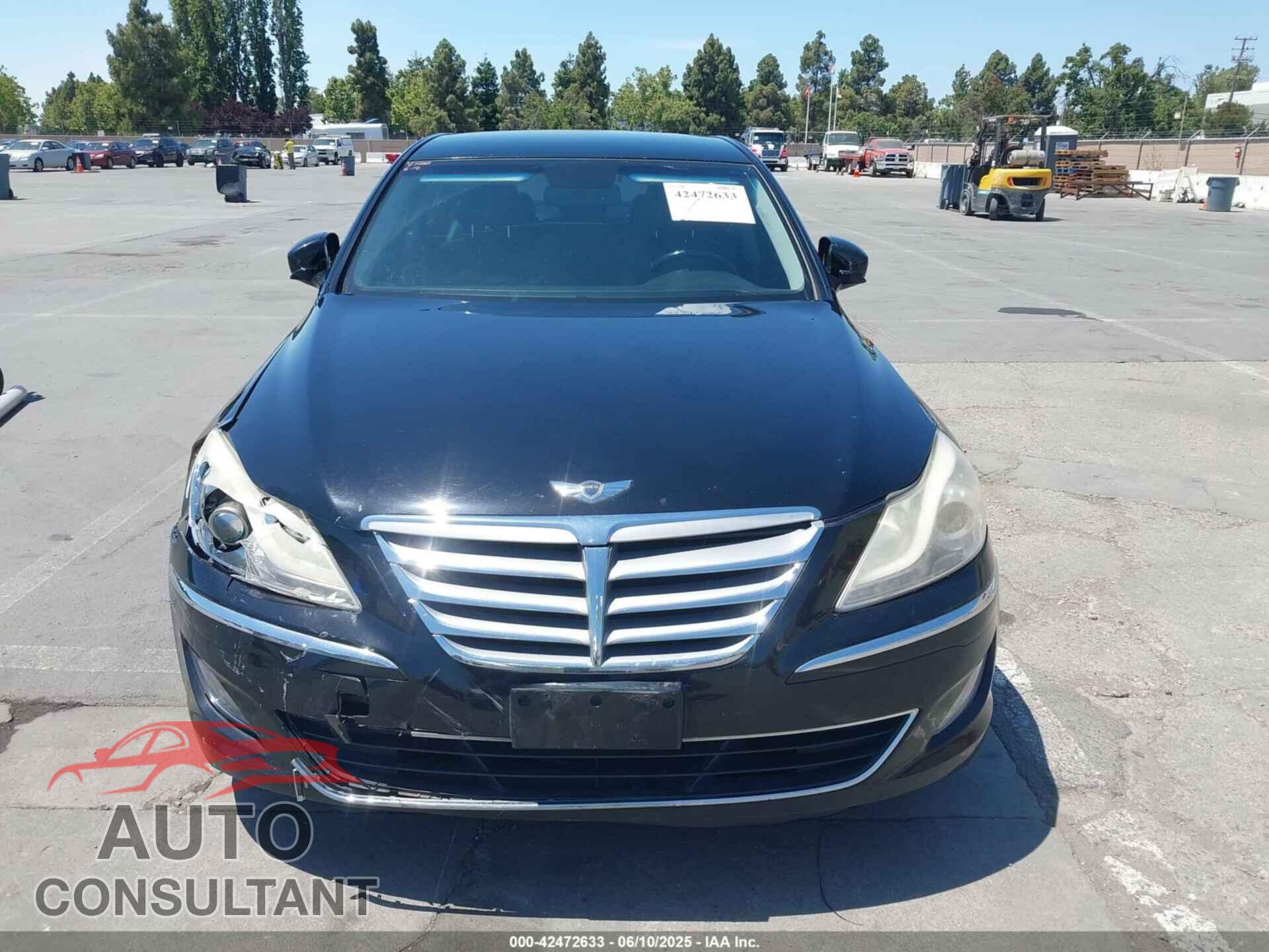 HYUNDAI GENESIS 2012 - KMHGC4DD8CU204919