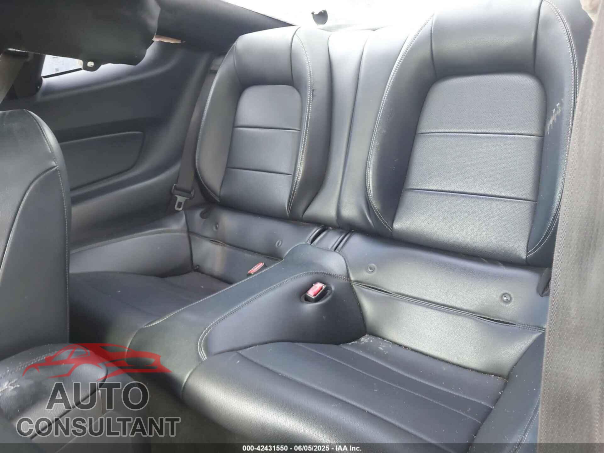 FORD MUSTANG 2015 - 1FA6P8TH4F5323152