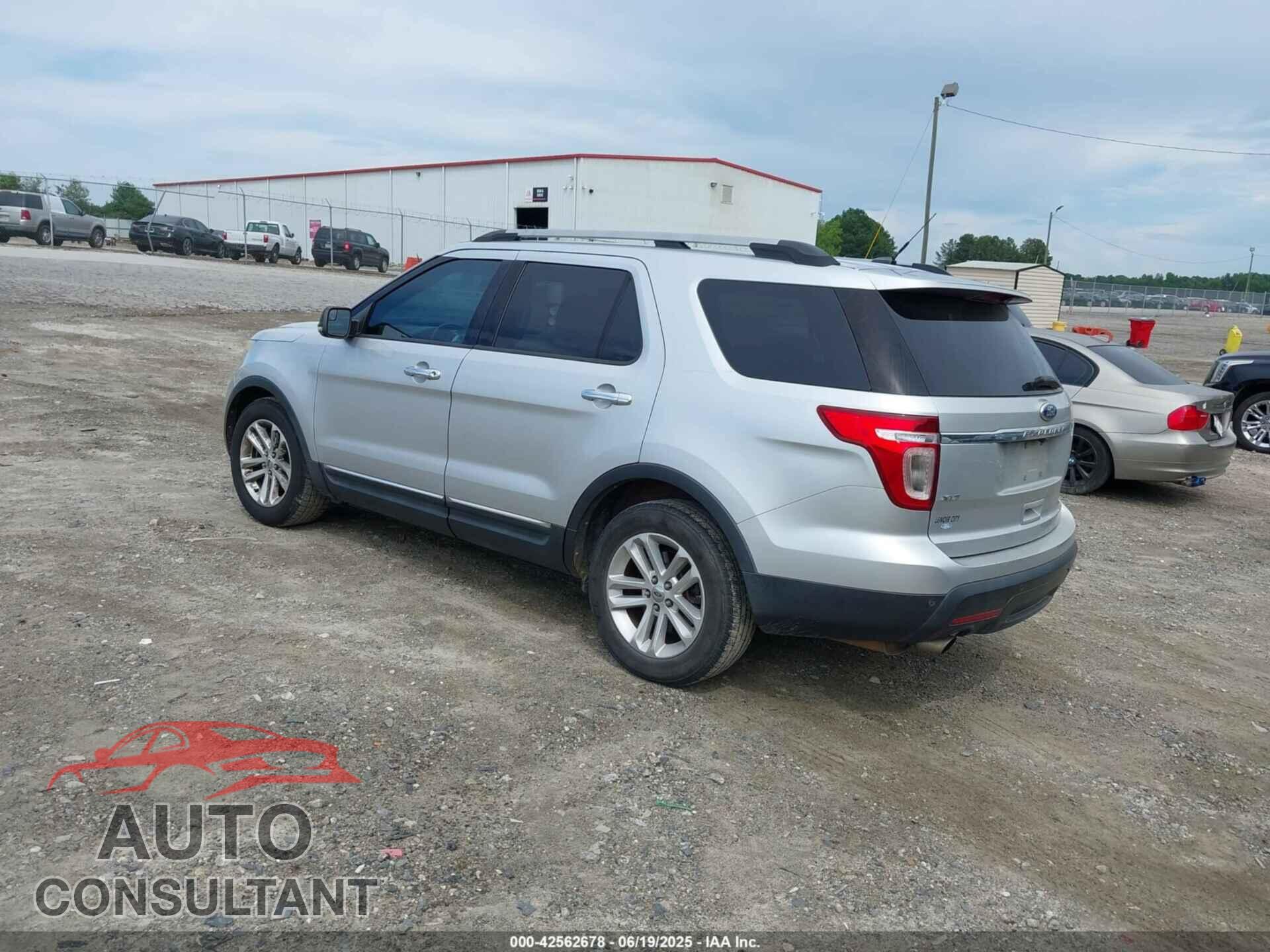 FORD EXPLORER 2011 - 1FMHK7D8XBGA67720