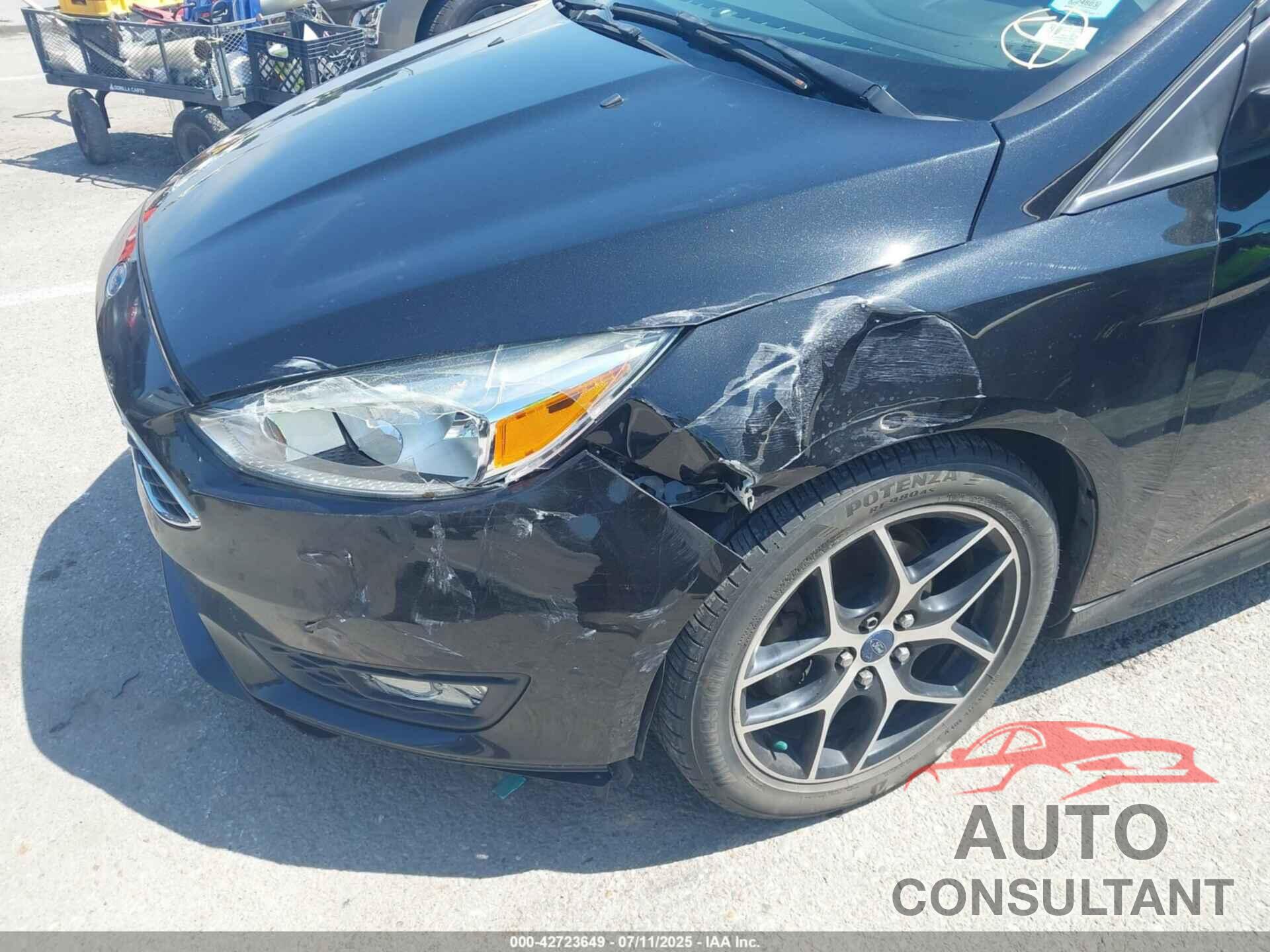 FORD FOCUS 2015 - 1FADP3K23FL210621