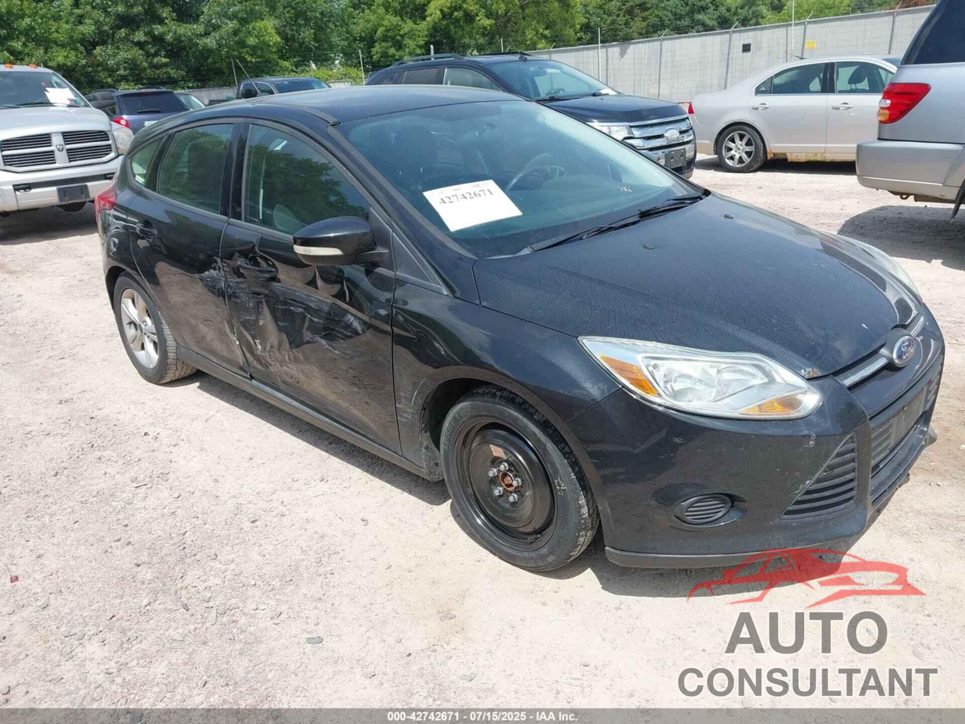 FORD FOCUS 2014 - 1FADP3K27EL110598