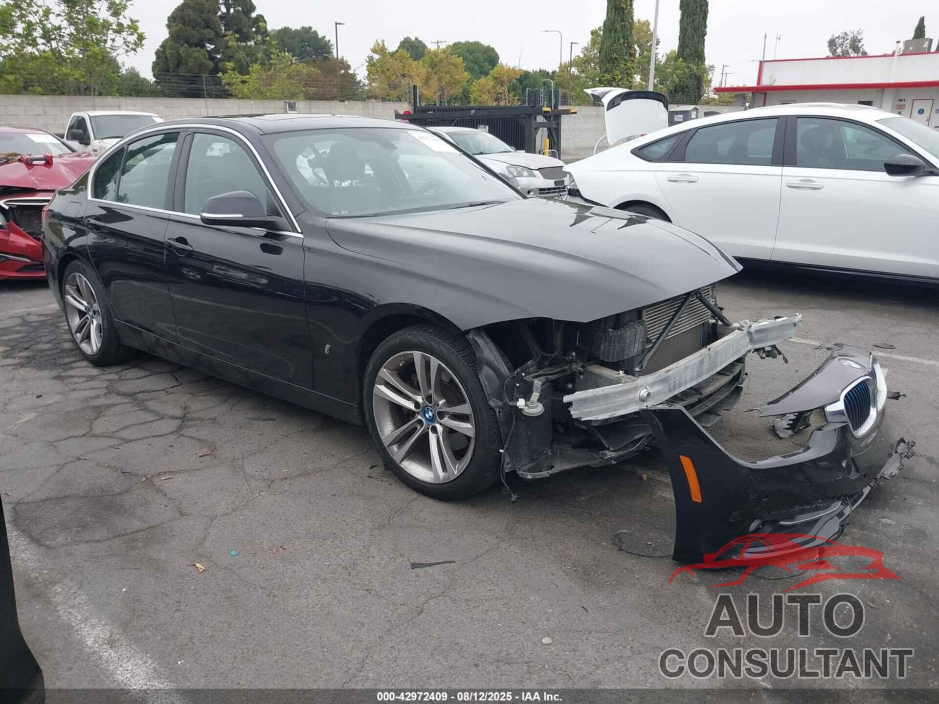 BMW 330E 2018 - WBA8E1C51JA758777