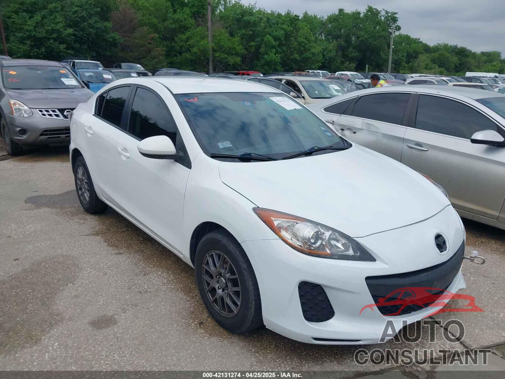MAZDA MAZDA3 2013 - JM1BL1U70D1776657