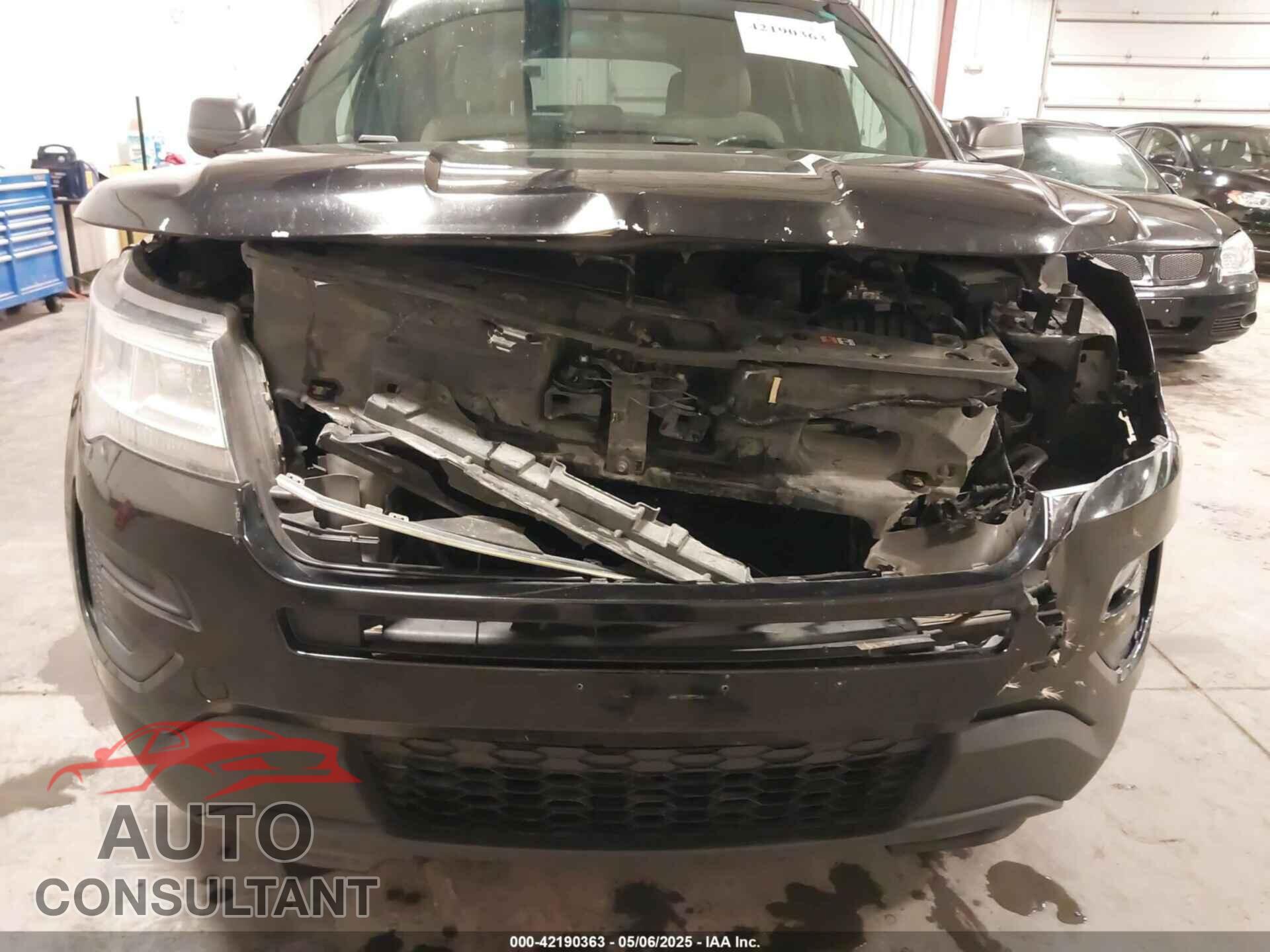 FORD EXPLORER 2017 - 1FM5K8B80HGB47497