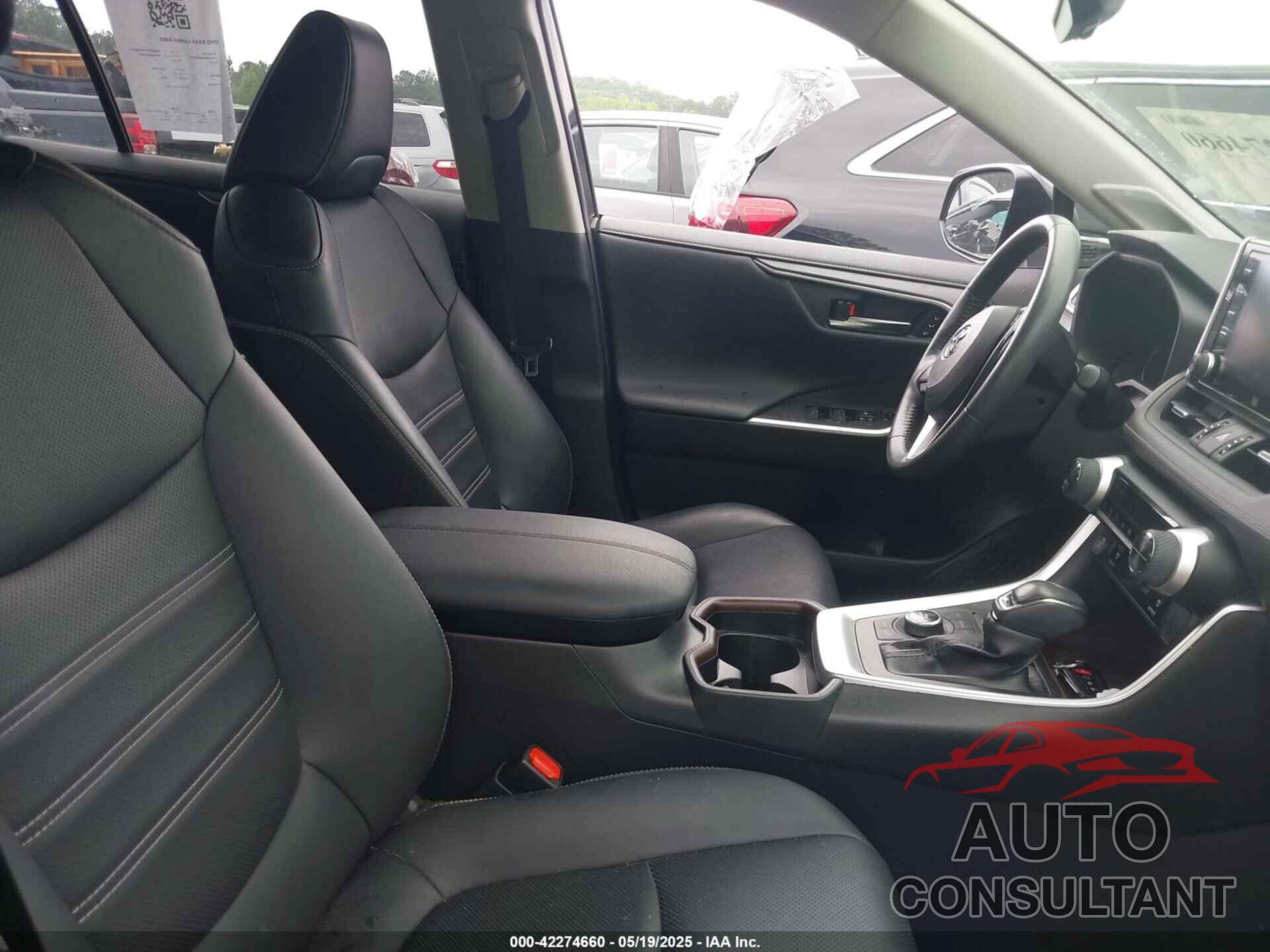 TOYOTA RAV4 2021 - JTMN1RFV6MD077917