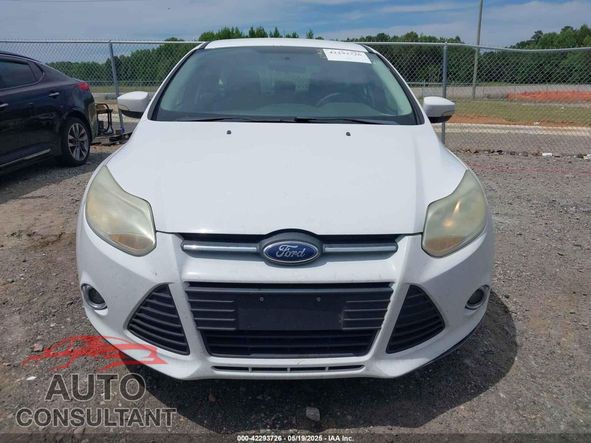 FORD FOCUS 2014 - 1FADP3K23EL323483