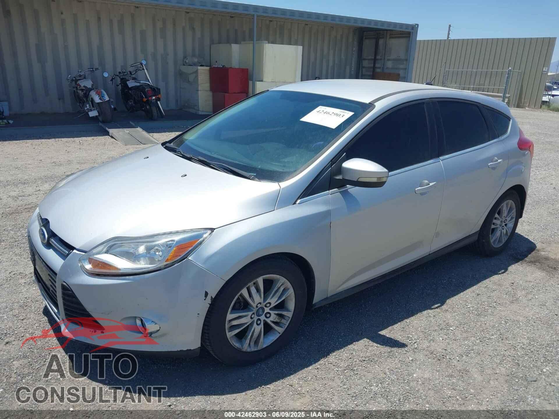 FORD FOCUS 2012 - 1FAHP3M28CL314077