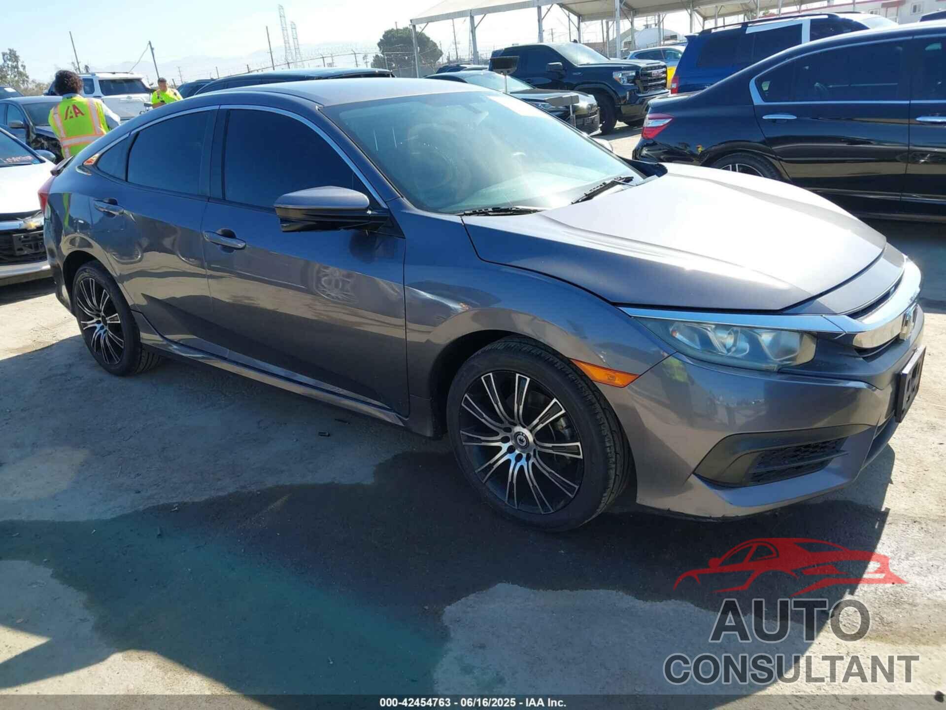 HONDA CIVIC 2016 - 2HGFC2F53GH536156