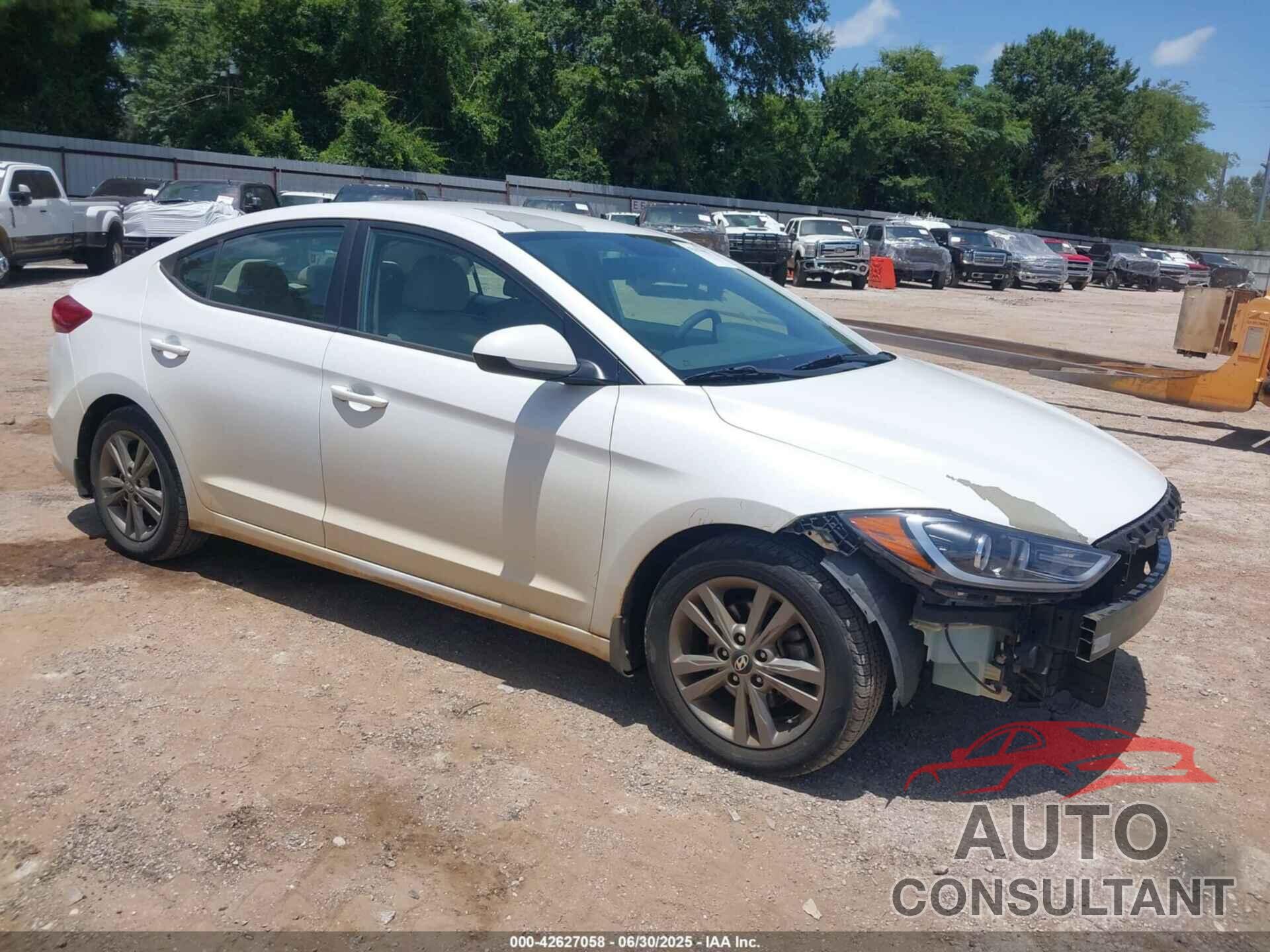 HYUNDAI ELANTRA 2018 - 5NPD84LF9JH332802