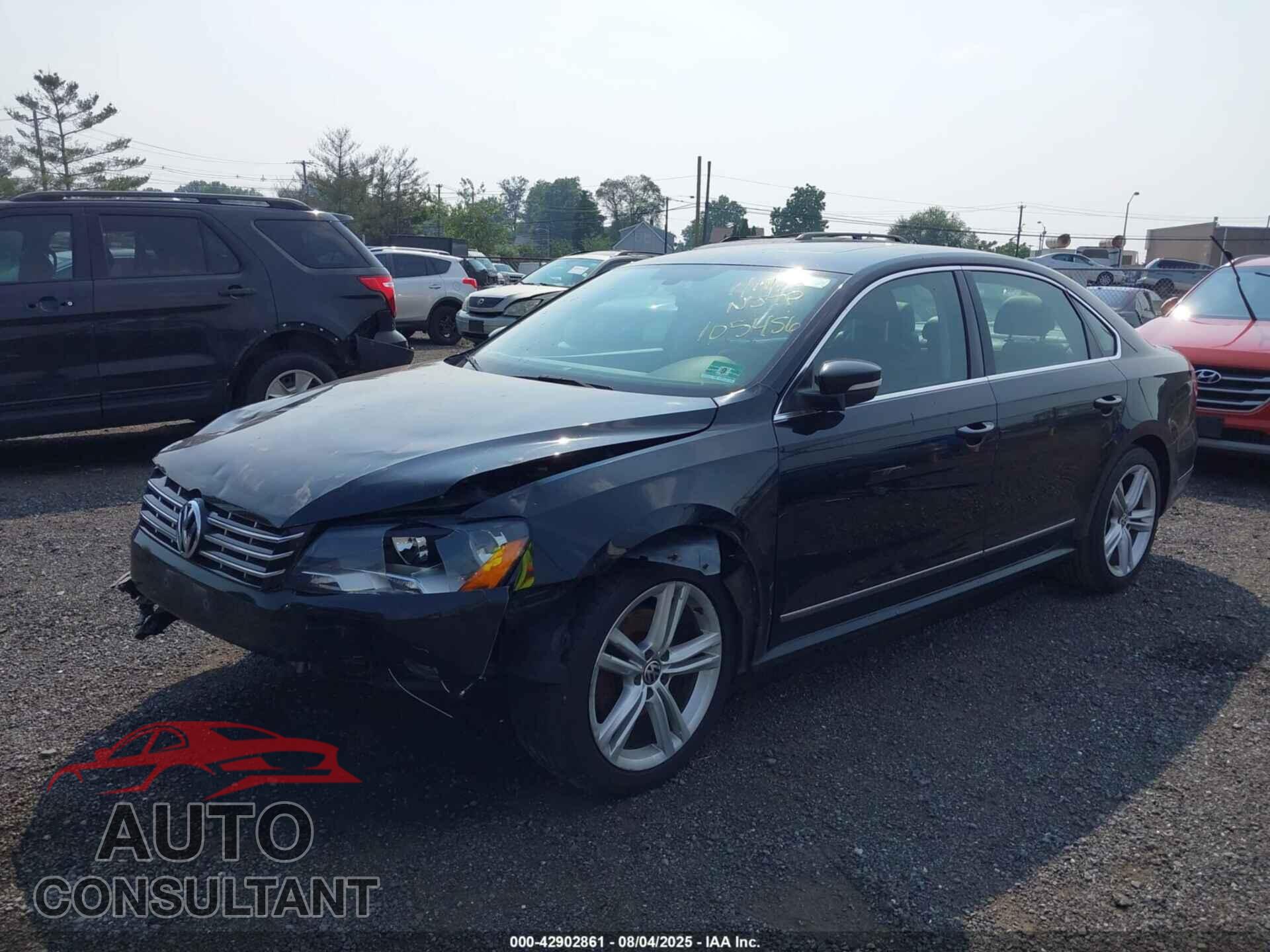 VOLKSWAGEN PASSAT 2012 - 1VWCM7A33CC105456