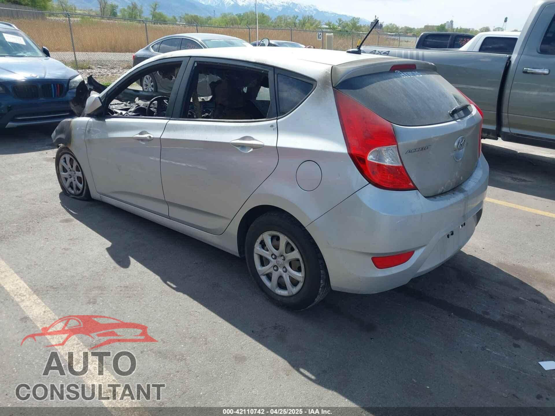HYUNDAI ACCENT 2014 - KMHCT5AE8EU176480