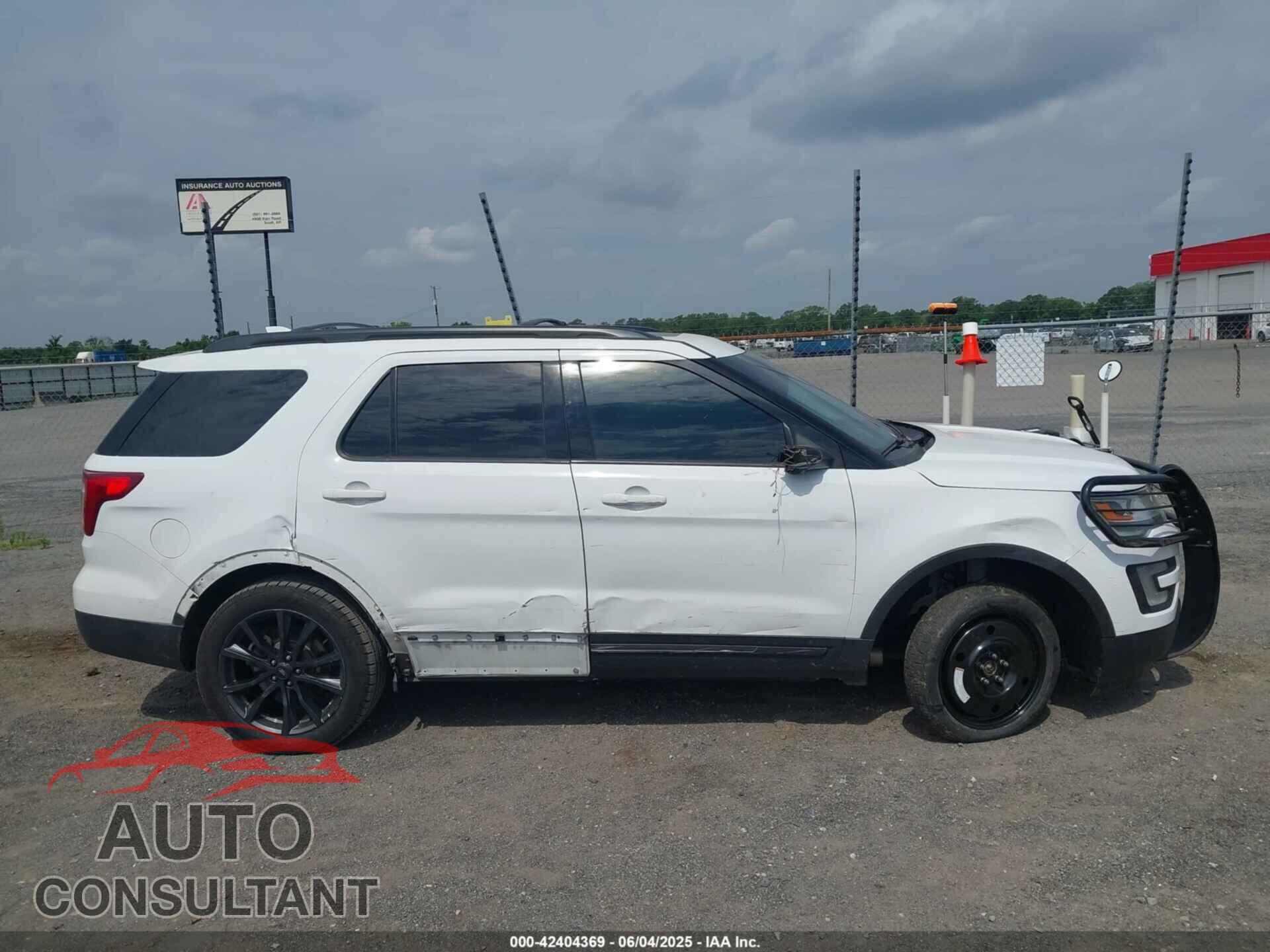 FORD EXPLORER 2017 - 1FM5K8D82HGB60829
