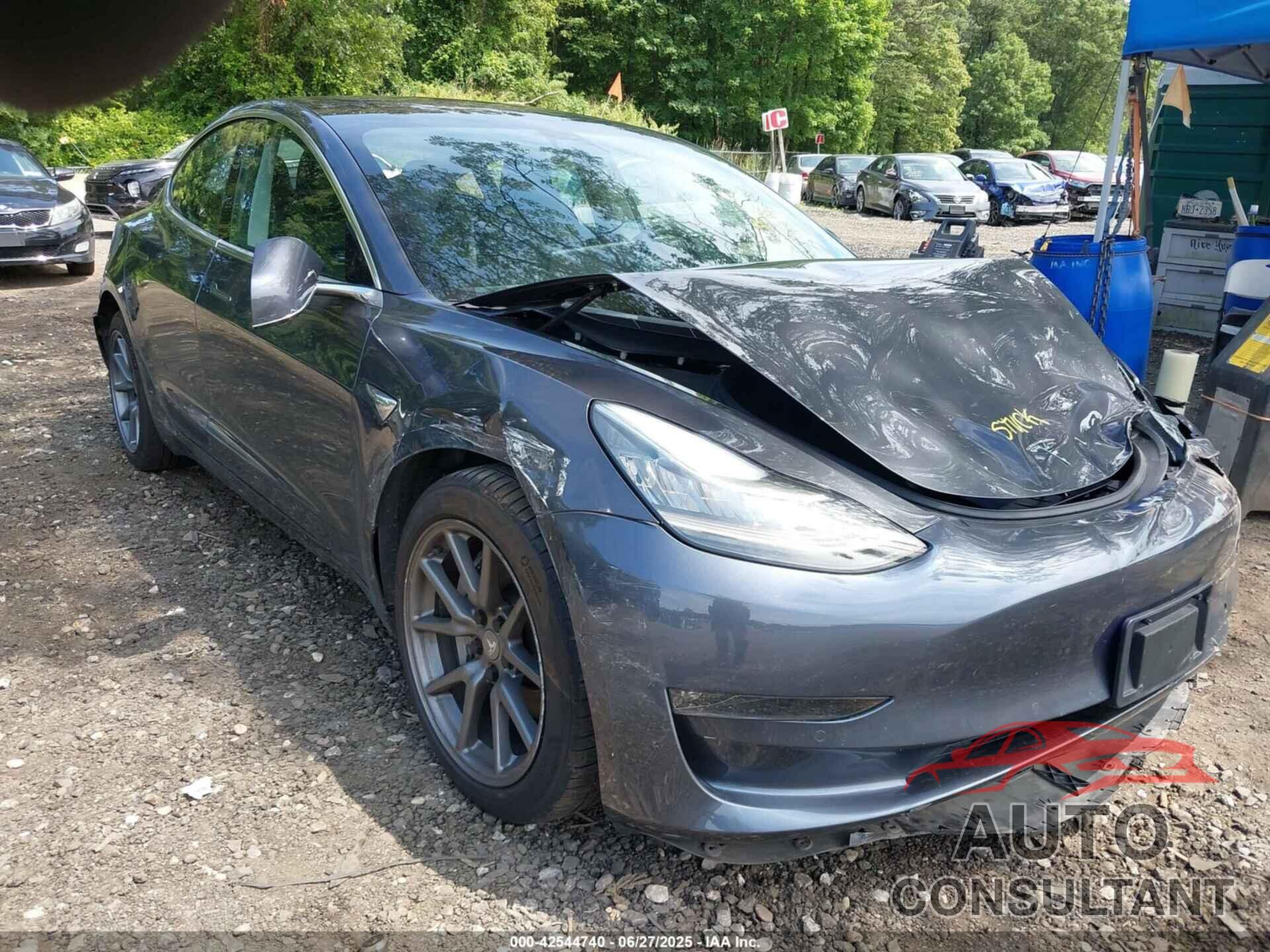 TESLA MODEL 3 2018 - 5YJ3E1EB7JF073626