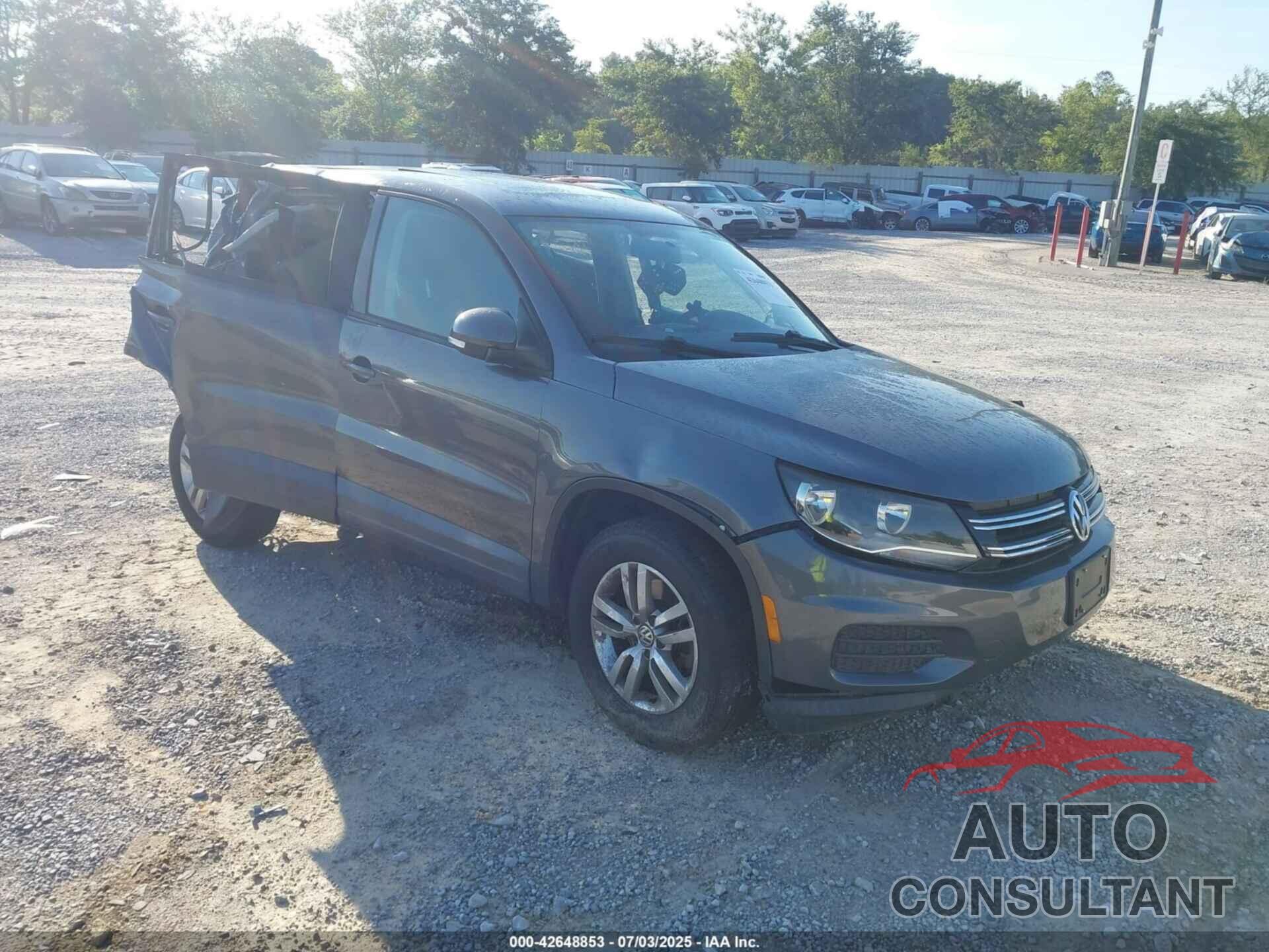 VOLKSWAGEN TIGUAN 2012 - WVGAV7AX1CW003965