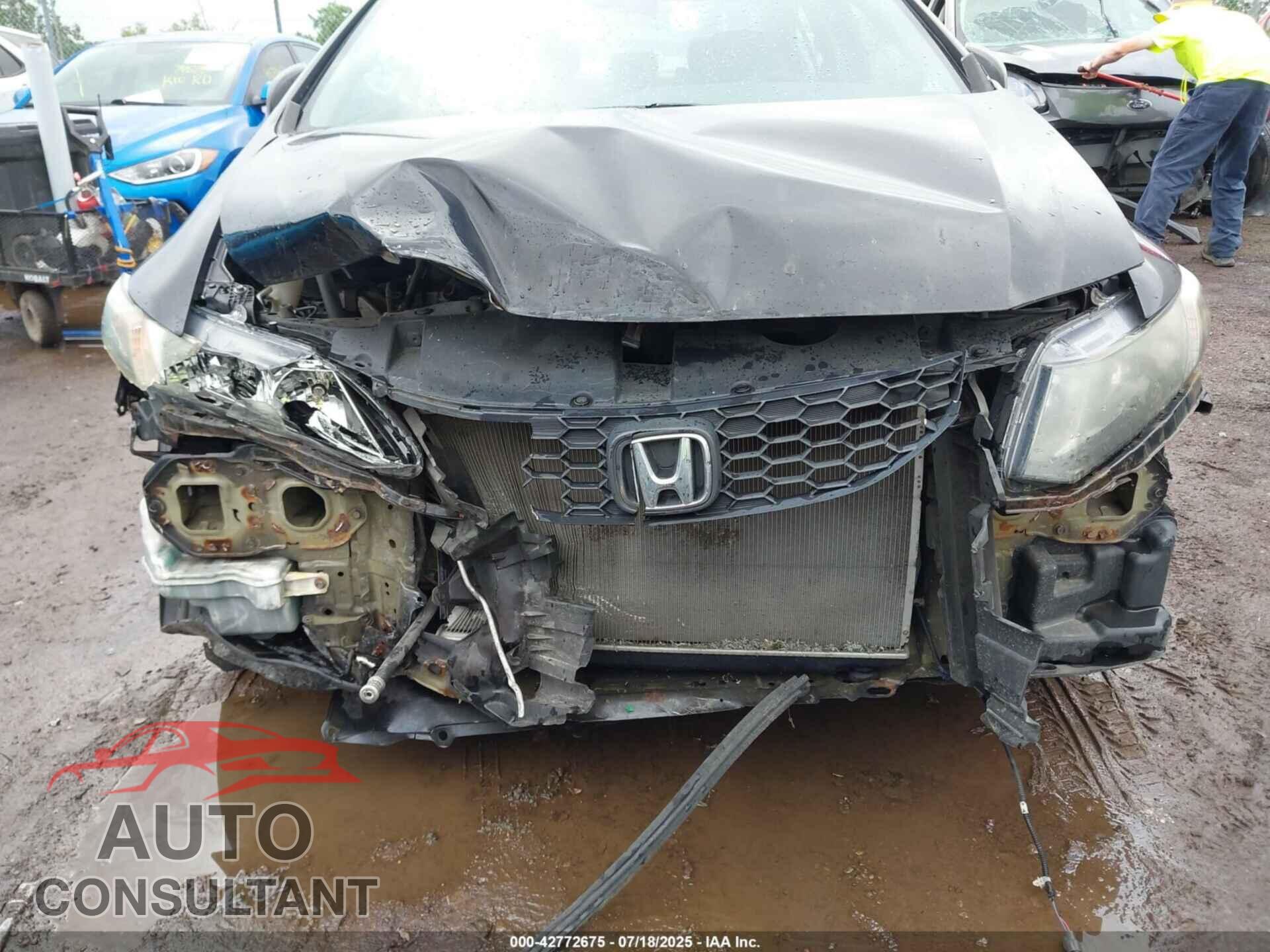 HONDA CIVIC 2013 - 2HGFB2F52DH500330