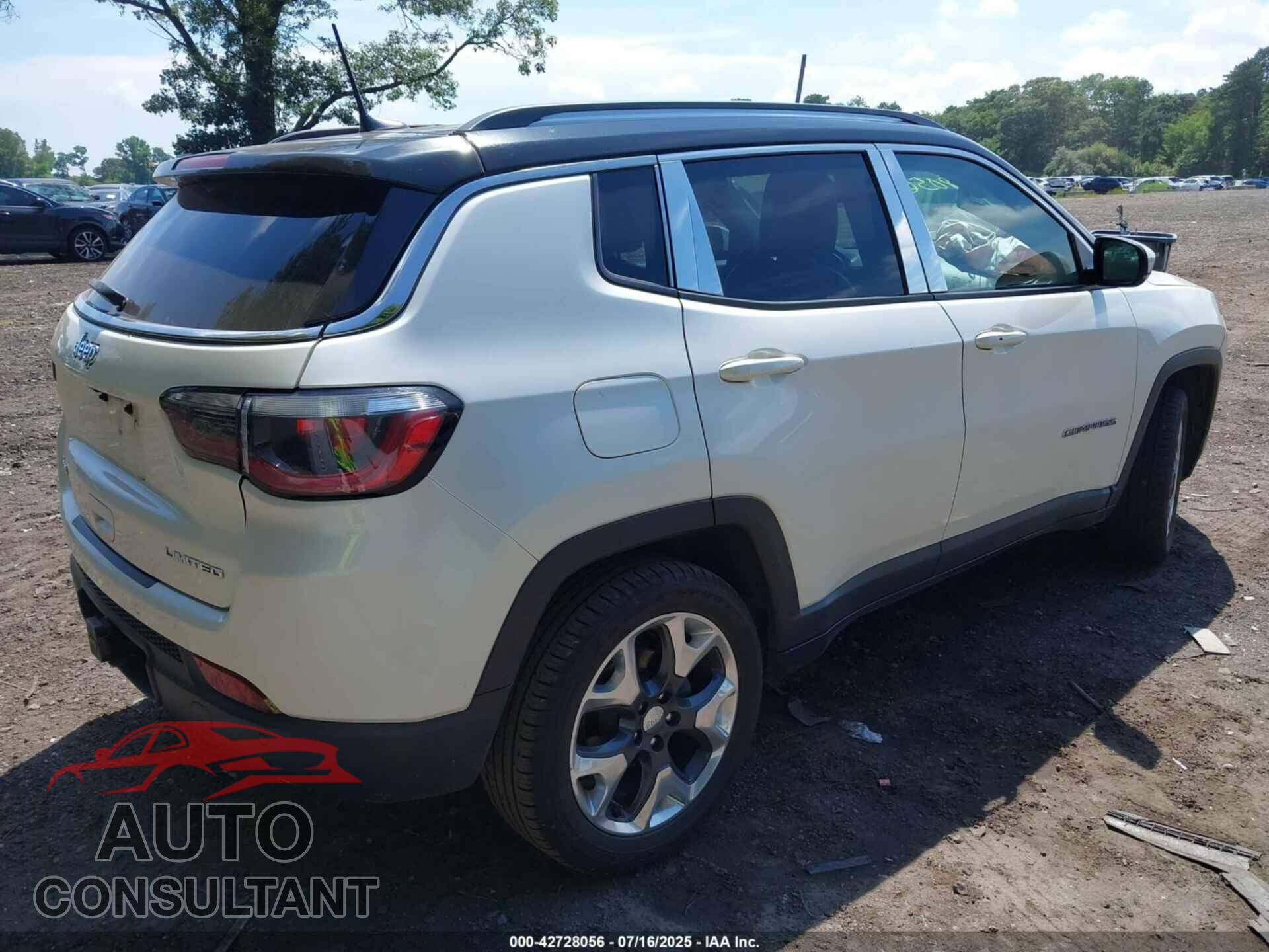 JEEP COMPASS 2018 - 3C4NJDCB0JT329700