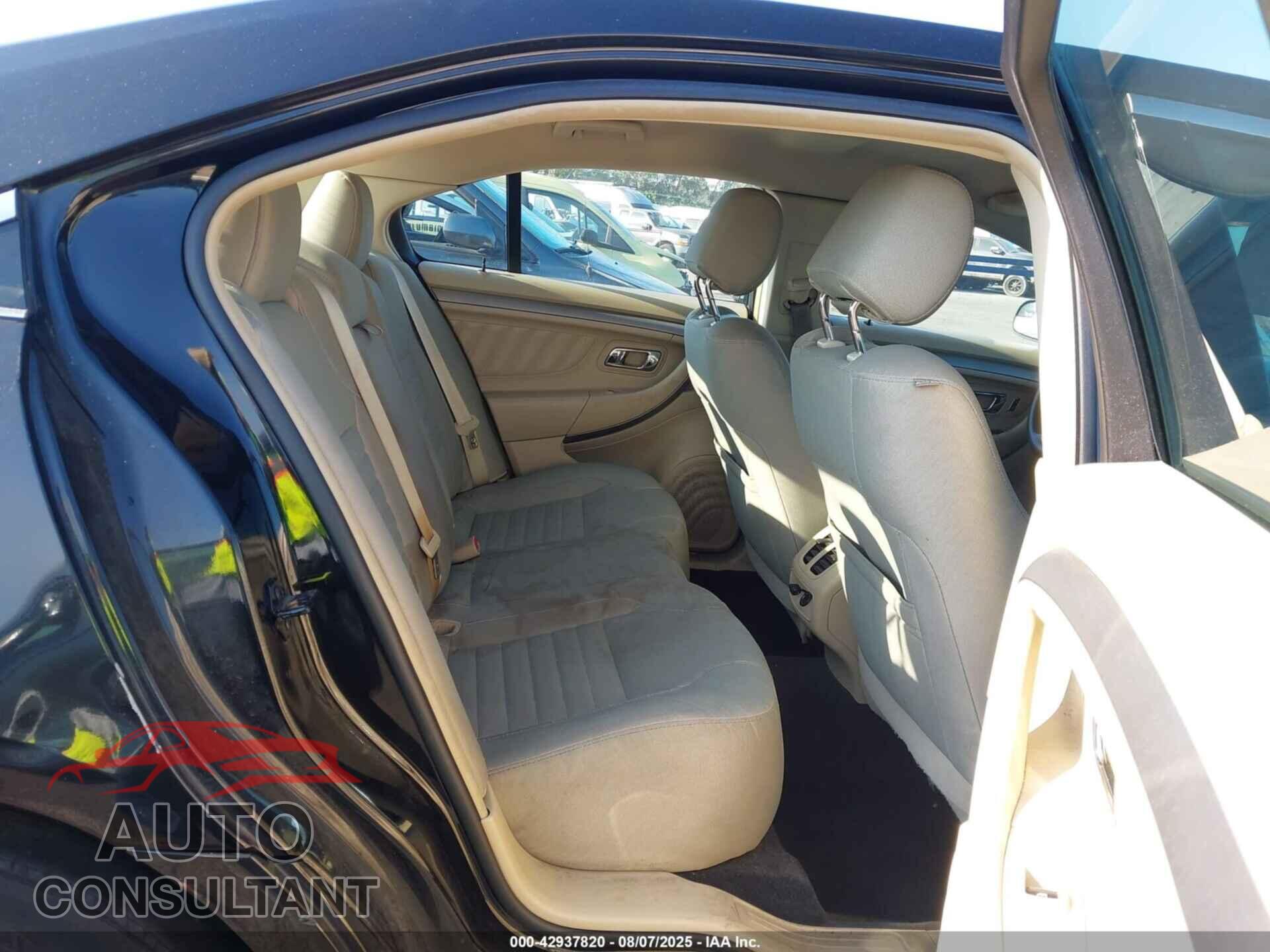 FORD TAURUS 2013 - 1FAHP2D80DG105621