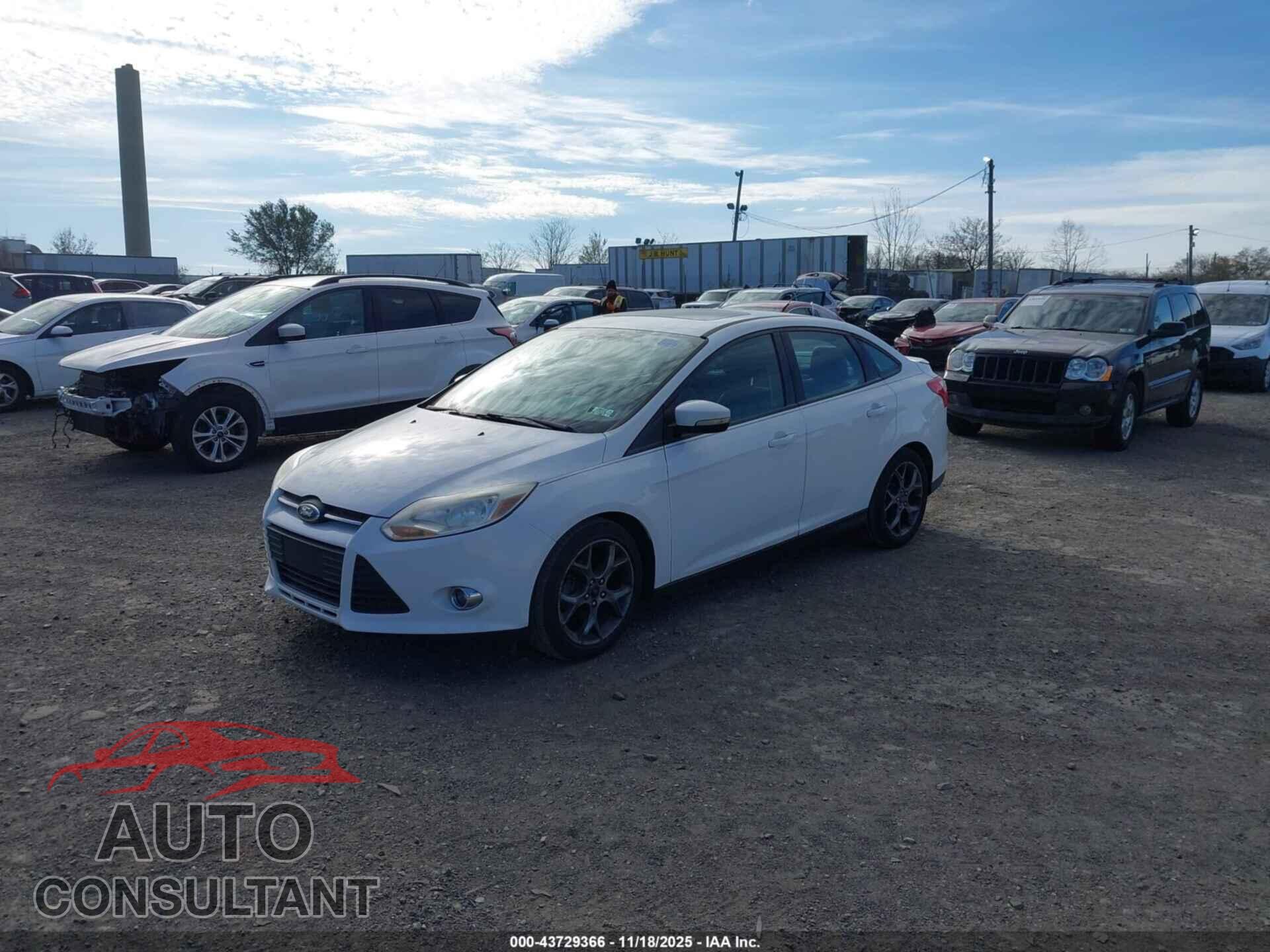FORD FOCUS 2014 - 1FADP3F2XEL279962