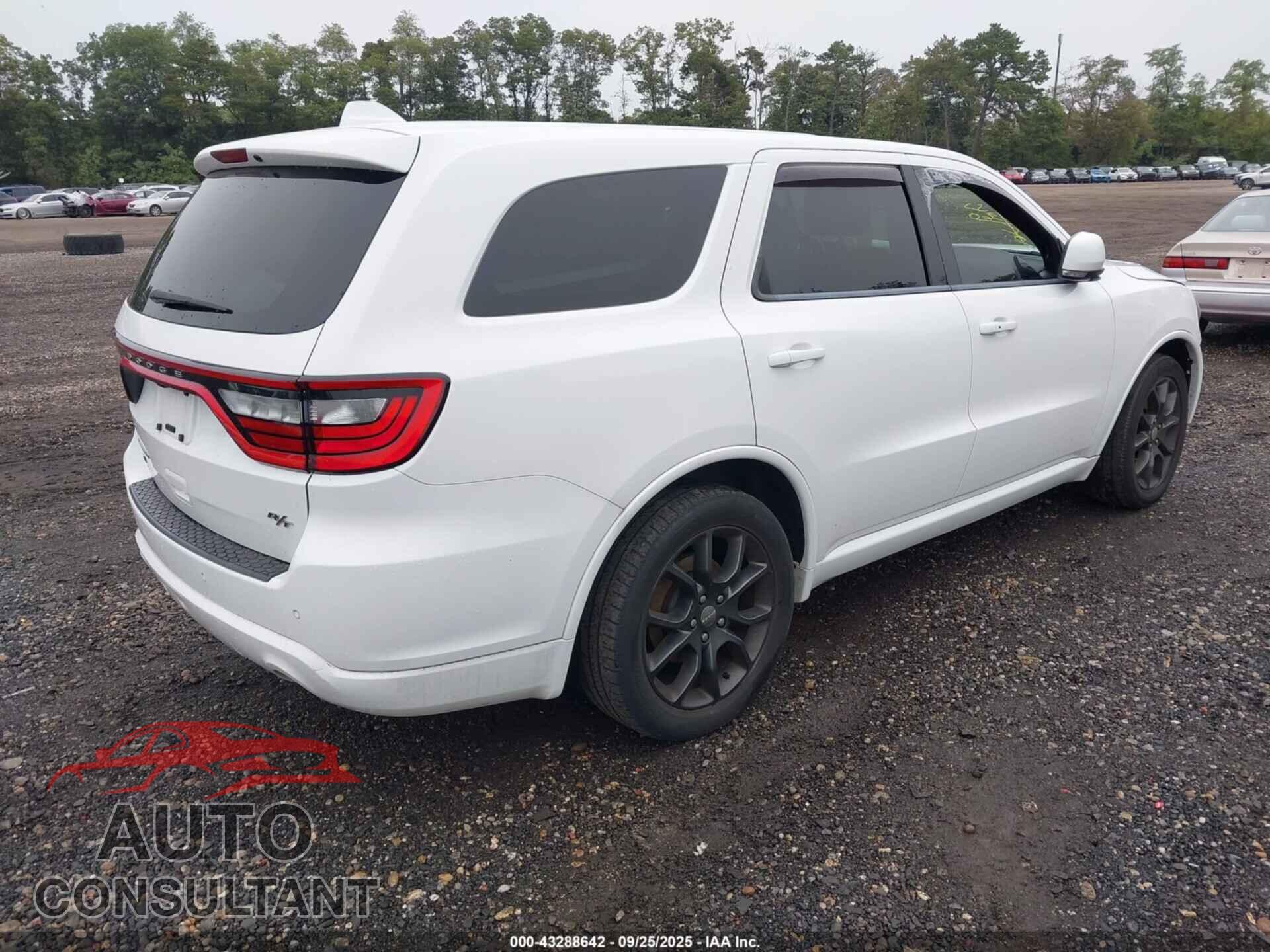 DODGE DURANGO 2018 - 1C4SDJCT4JC381005