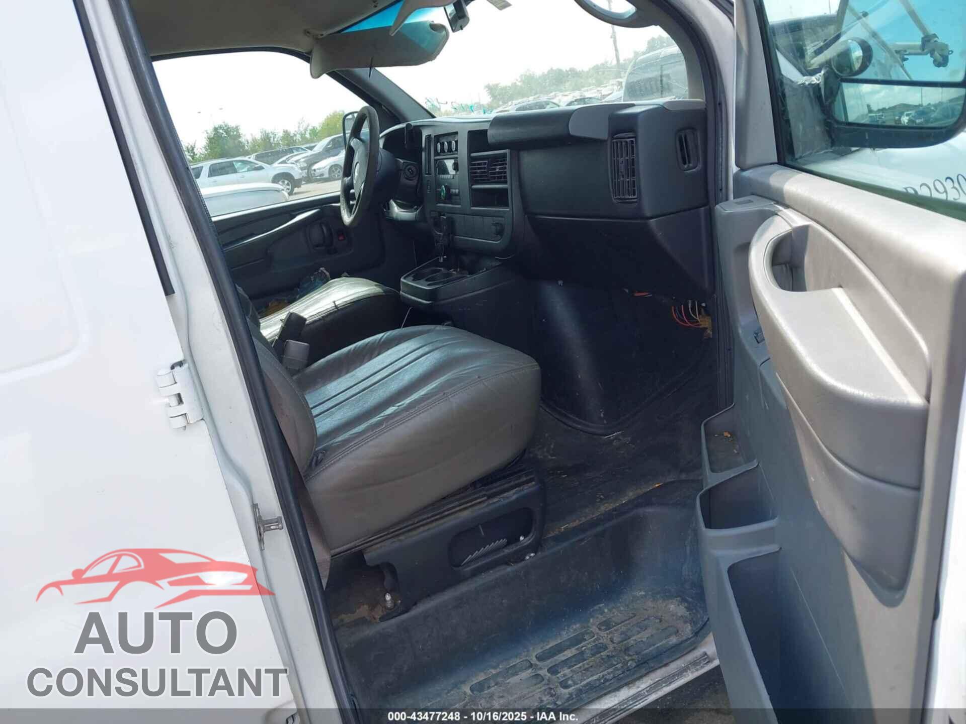 CHEVROLET EXPRESS 2500 2014 - 1GCWGFBAXE1171127
