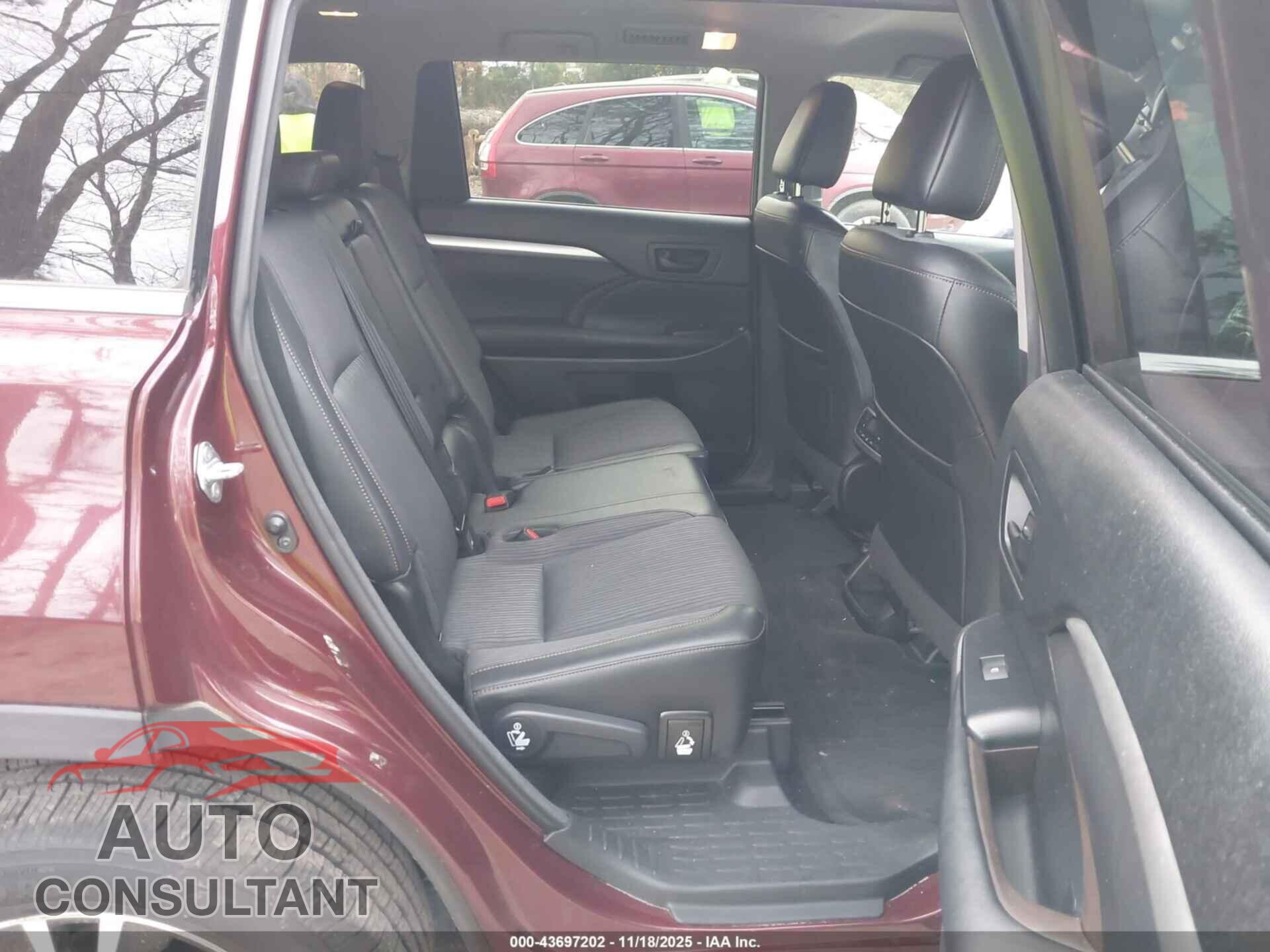 TOYOTA HIGHLANDER 2017 - 5TDBZRFH9HS367472