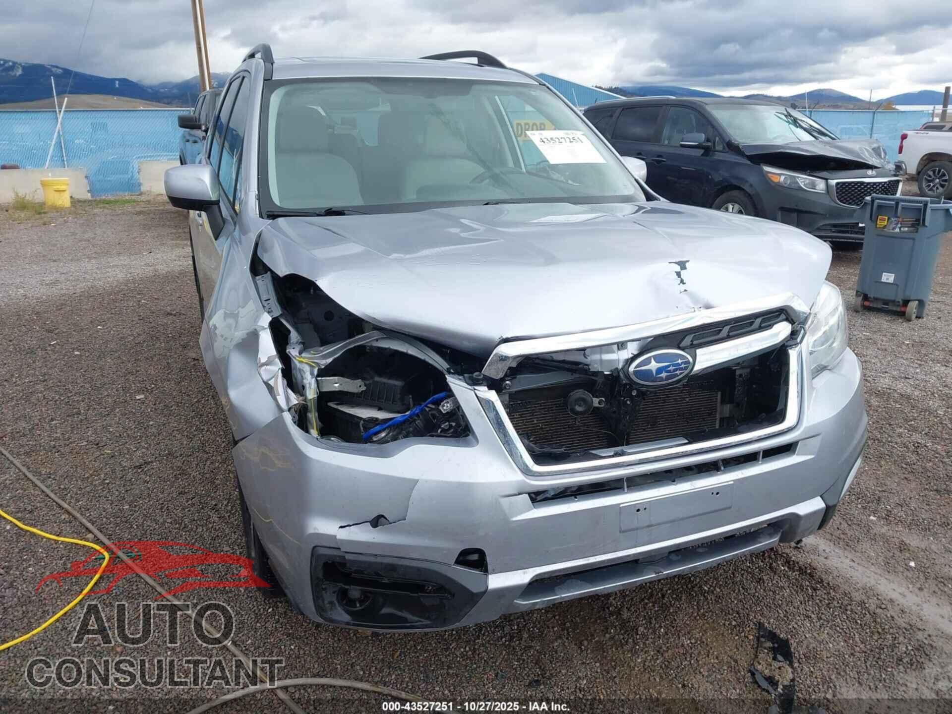 SUBARU FORESTER 2017 - JF2SJAEC2HH521511