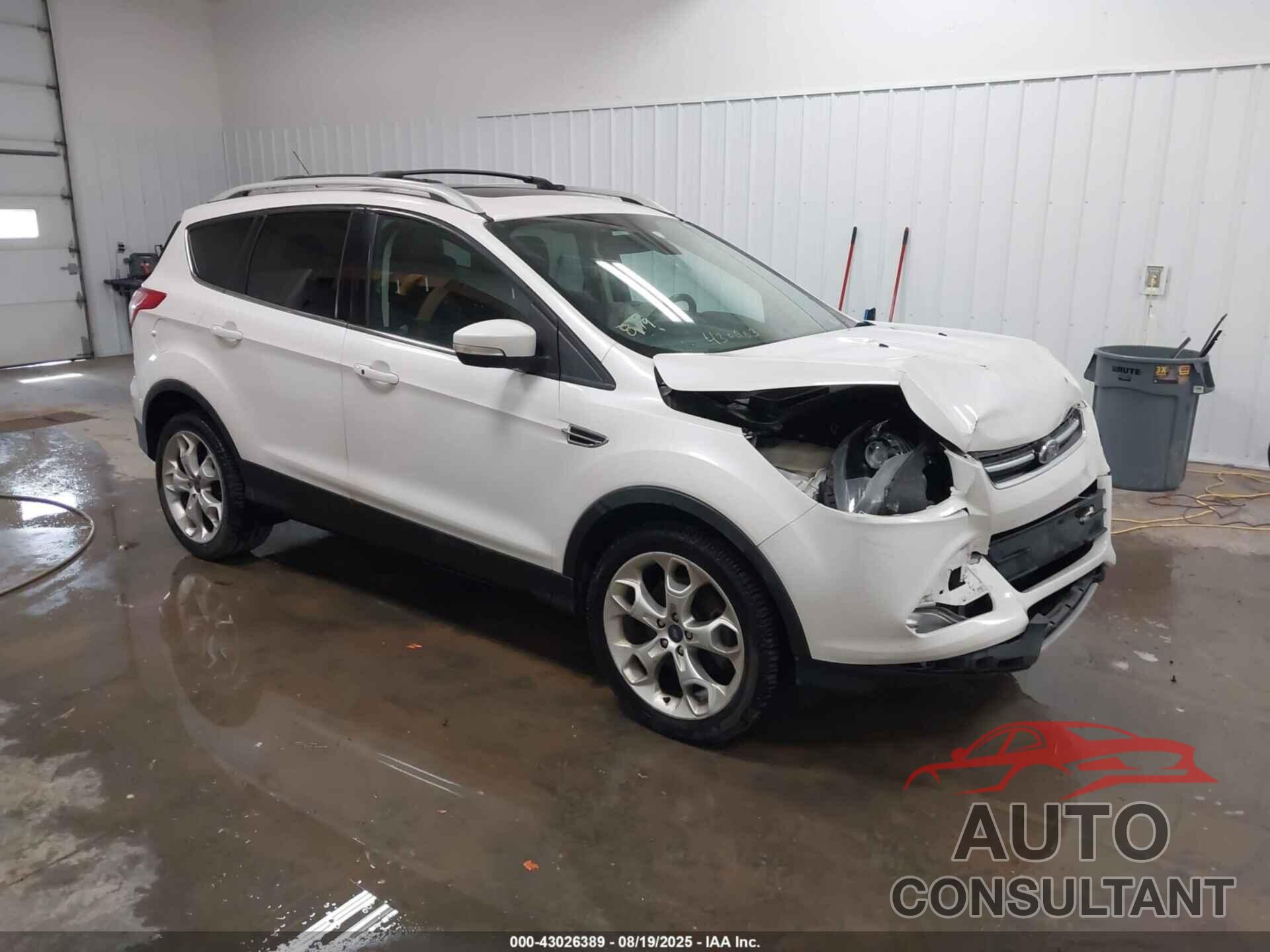 FORD ESCAPE 2013 - 1FMCU9J90DUB00404