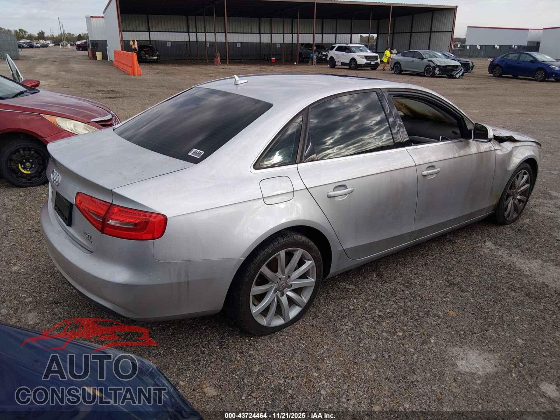 AUDI A4 2013 - WAUFFAFL7DN003581