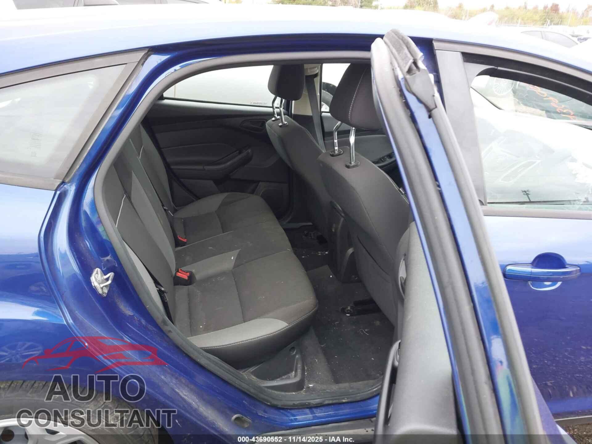 FORD FOCUS 2012 - 1FAHP3K21CL278316