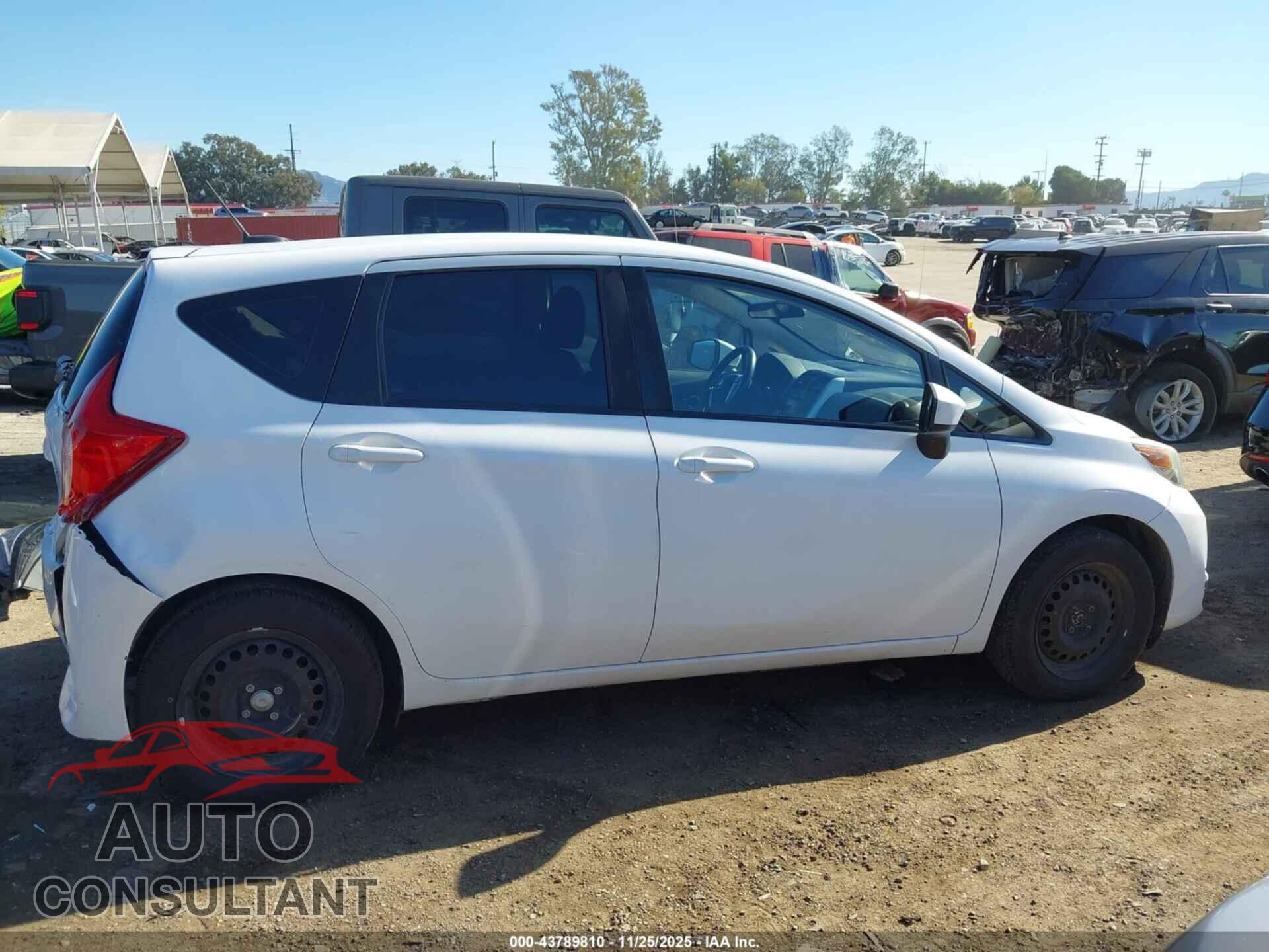 NISSAN VERSA NOTE 2017 - 3N1CE2CP2HL375294