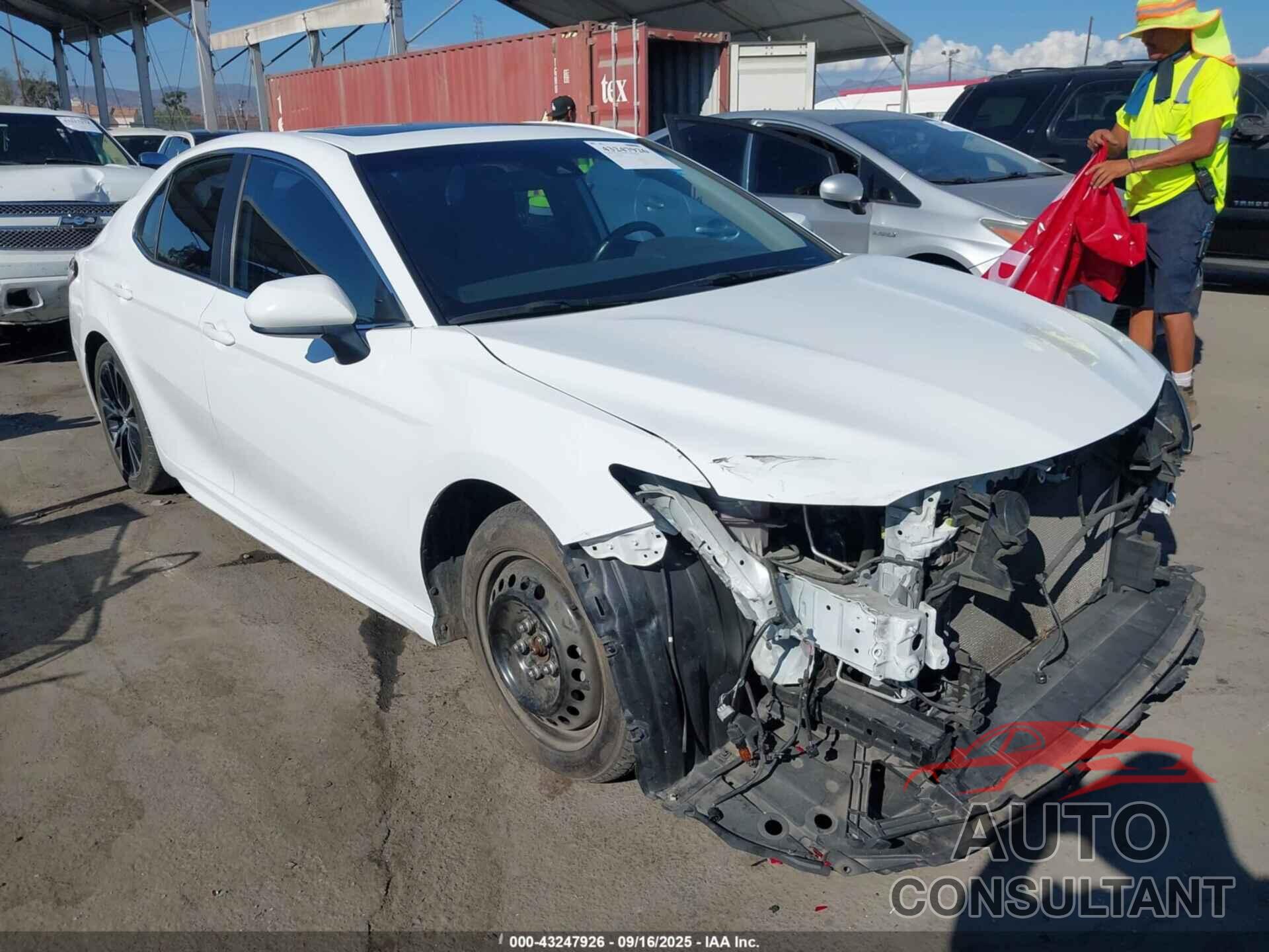 TOYOTA CAMRY 2019 - 4T1B11HK9KU746763