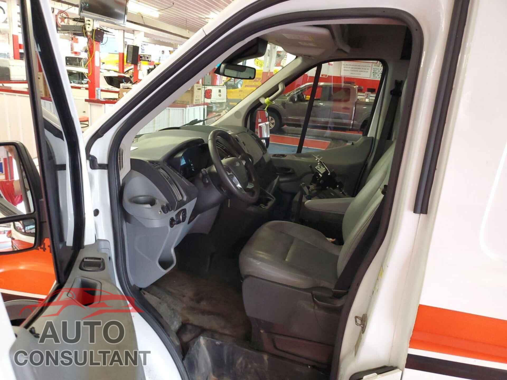 FORD TRANSIT 2017 - 1FTBF4XM4HKB48756