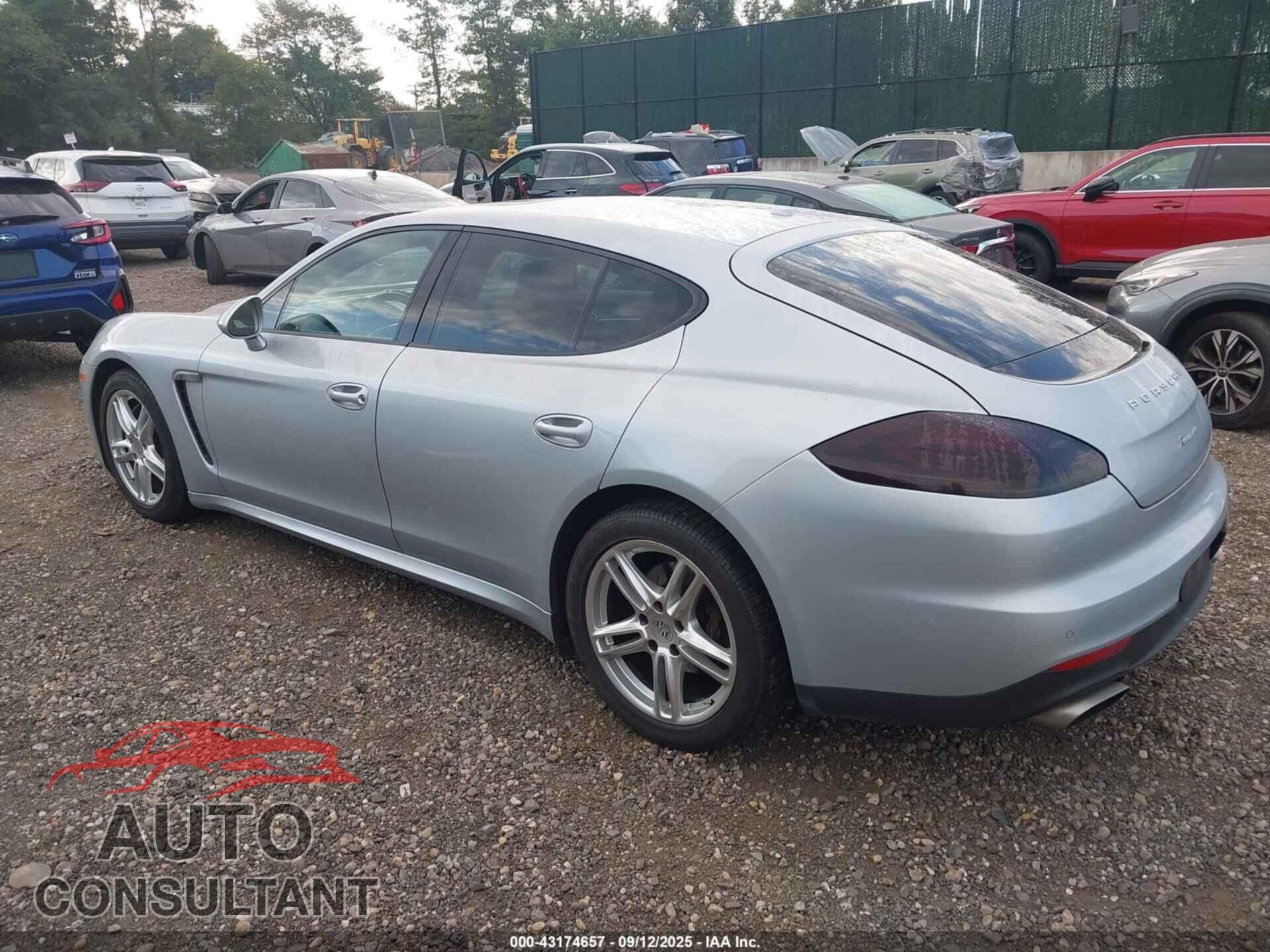 PORSCHE PANAMERA 2014 - WP0AA2A7XEL009657