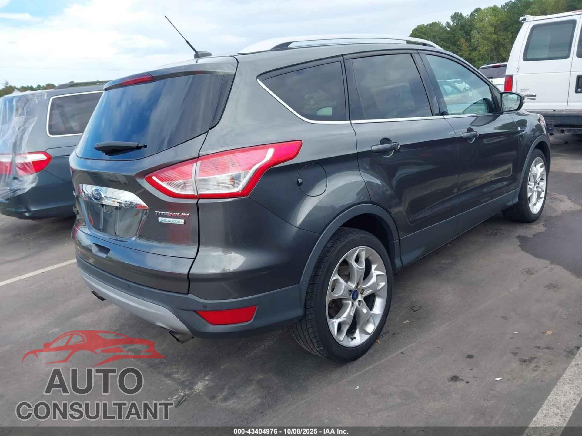 FORD ESCAPE 2015 - 1FMCU0J99FUA36233