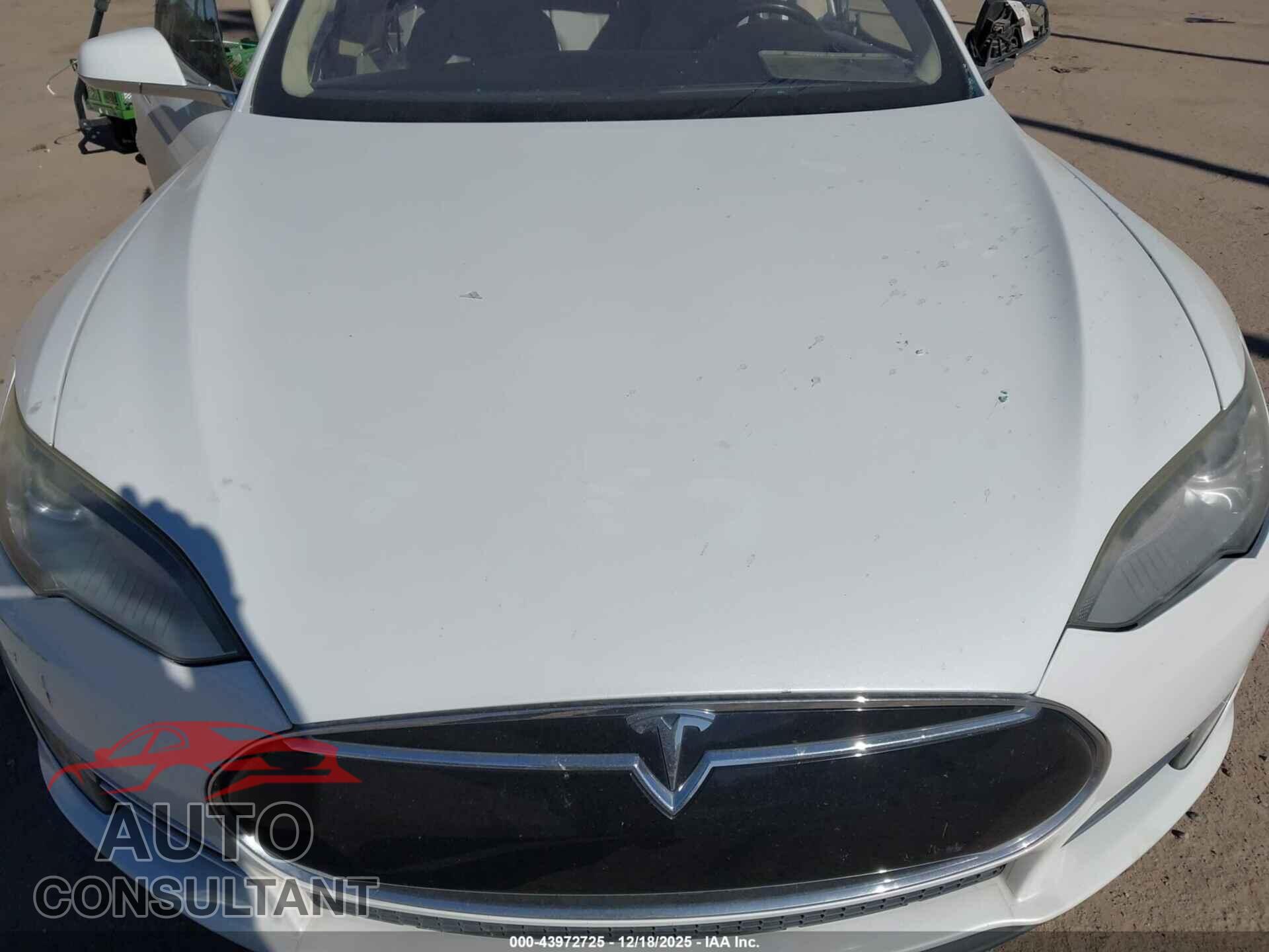 TESLA MODEL S 2013 - 5YJSA1DN9DFP04061