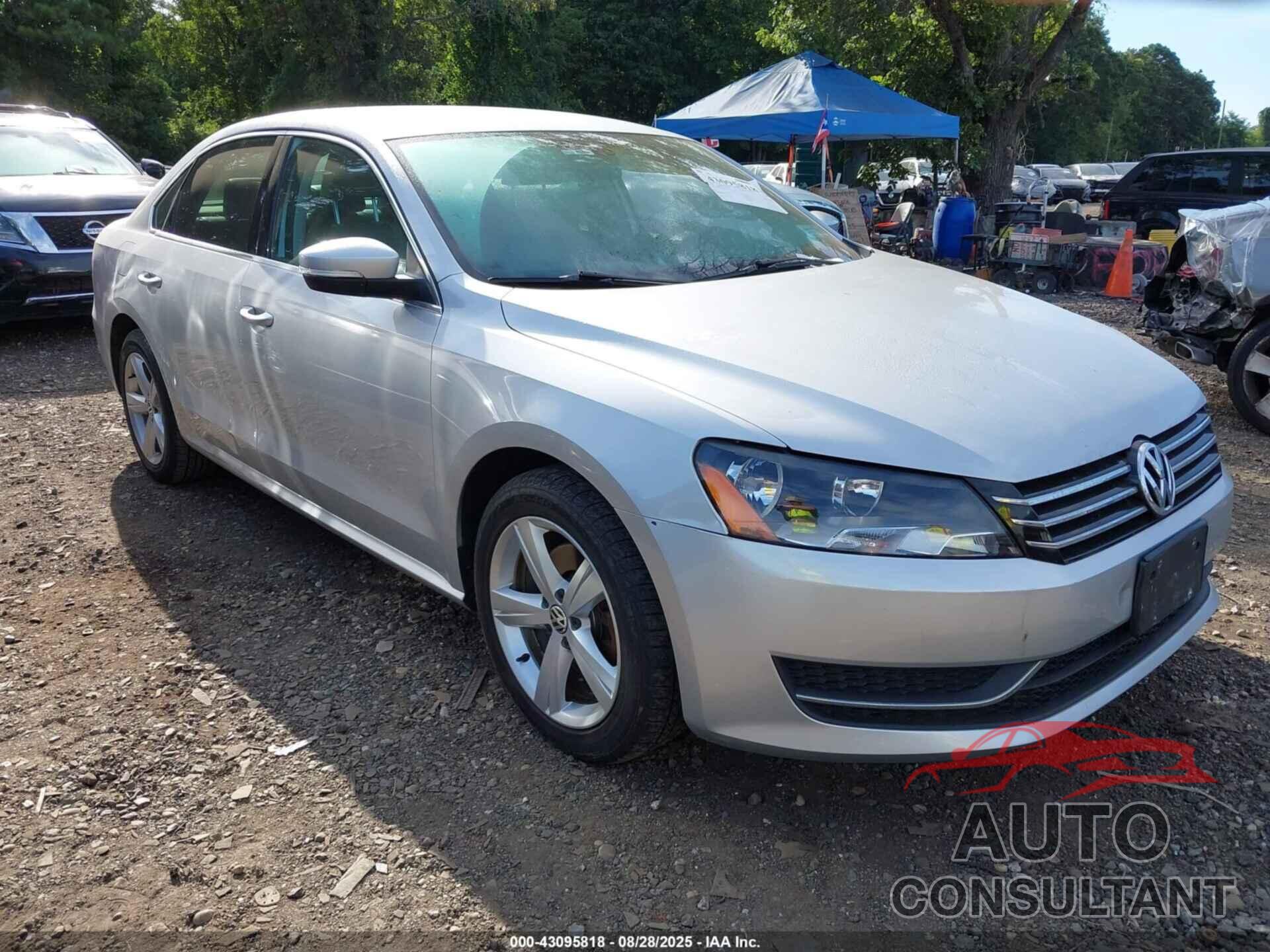 VOLKSWAGEN PASSAT 2012 - 1VWBP7A36CC105194