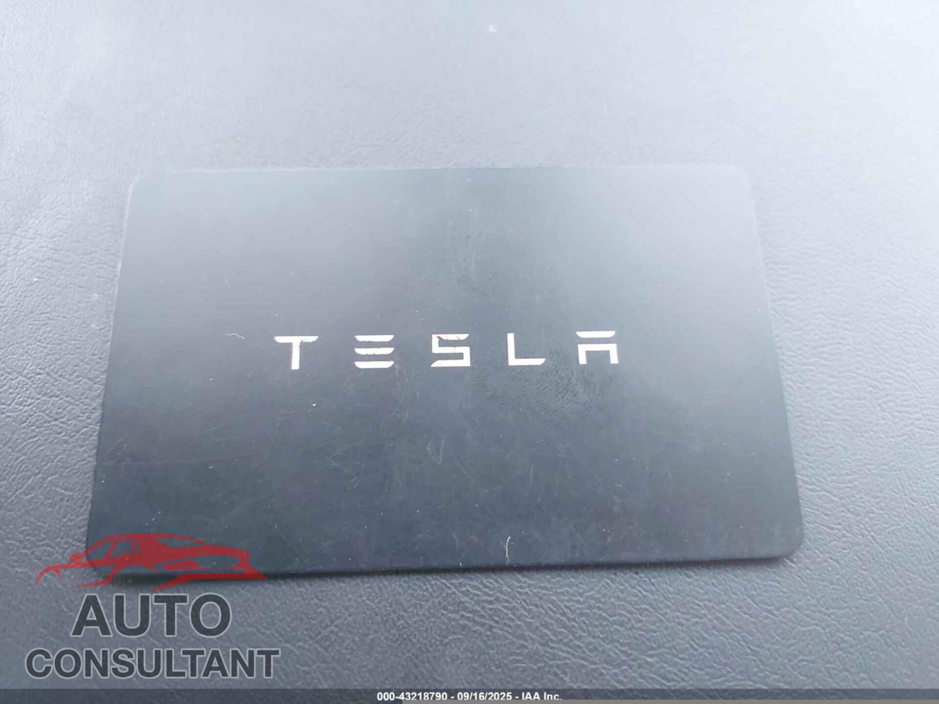 TESLA MODEL 3 2023 - 5YJ3E1EA8PF654746