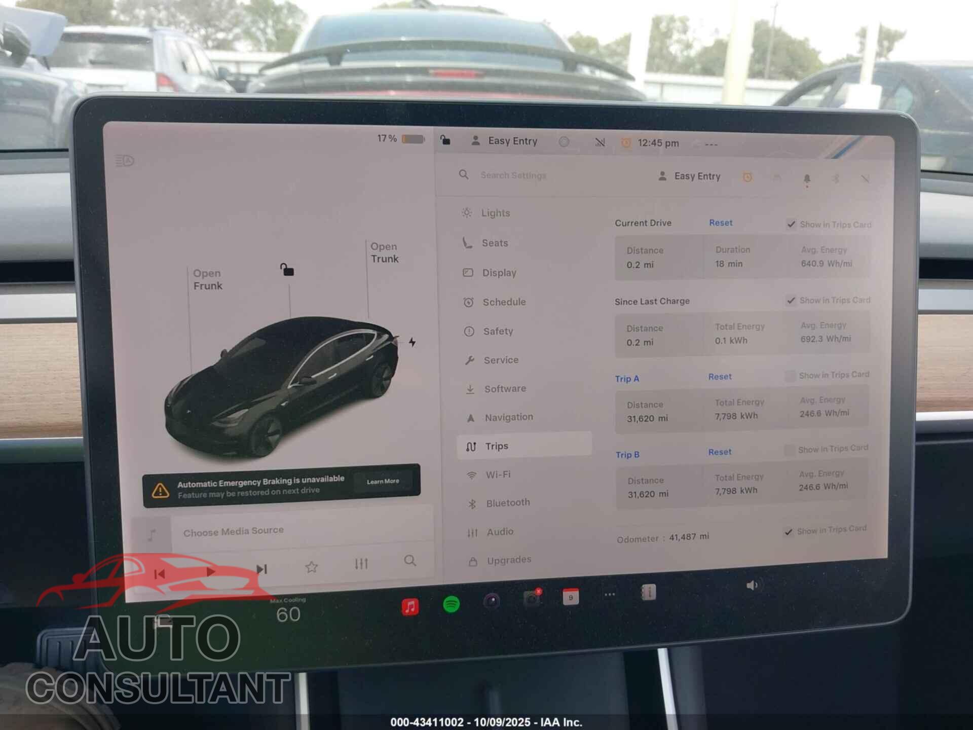 TESLA MODEL 3 2018 - 5YJ3E1EA7JF157100