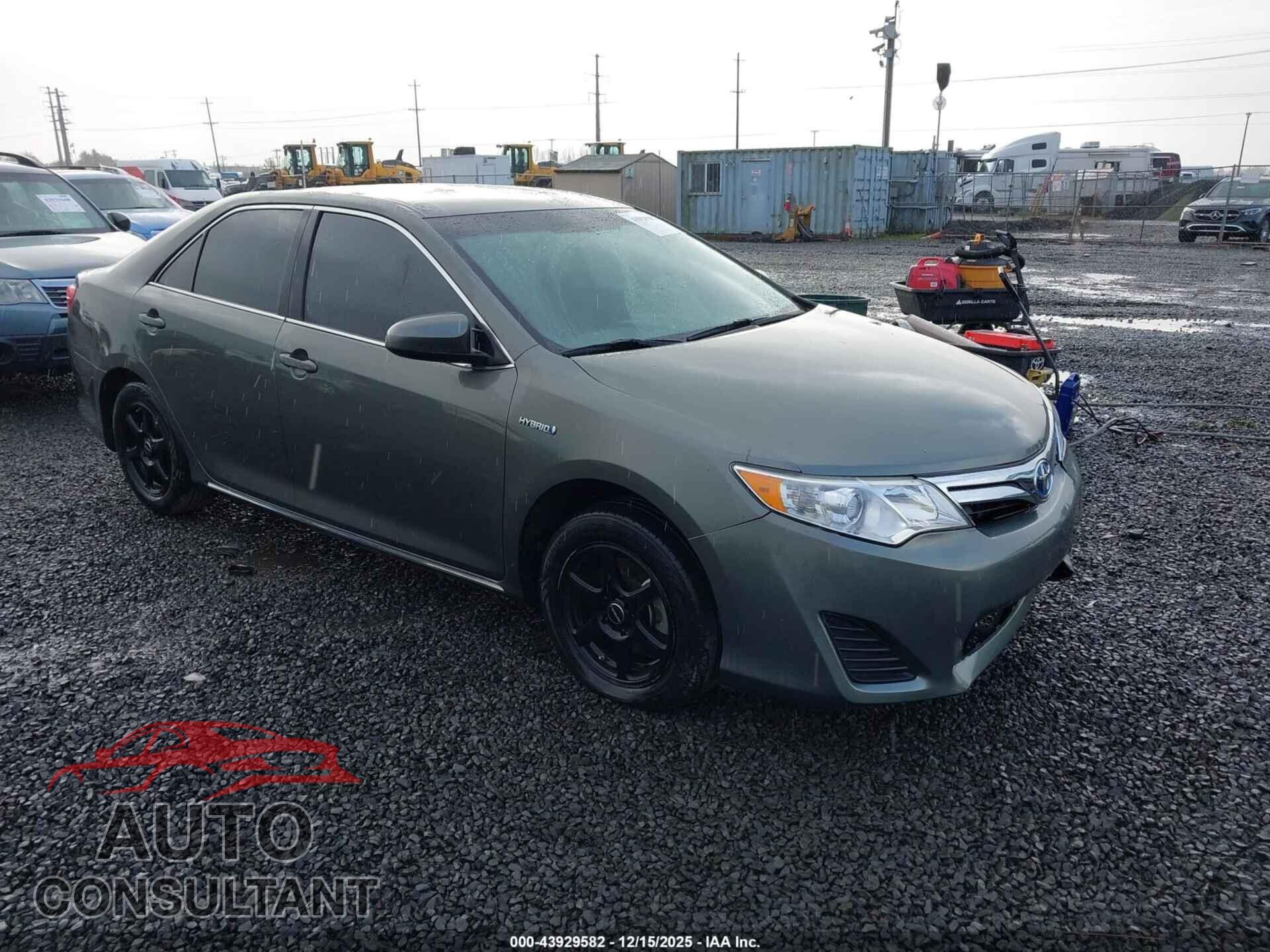 TOYOTA CAMRY HYBRID 2013 - 4T1BD1FK5DU090400