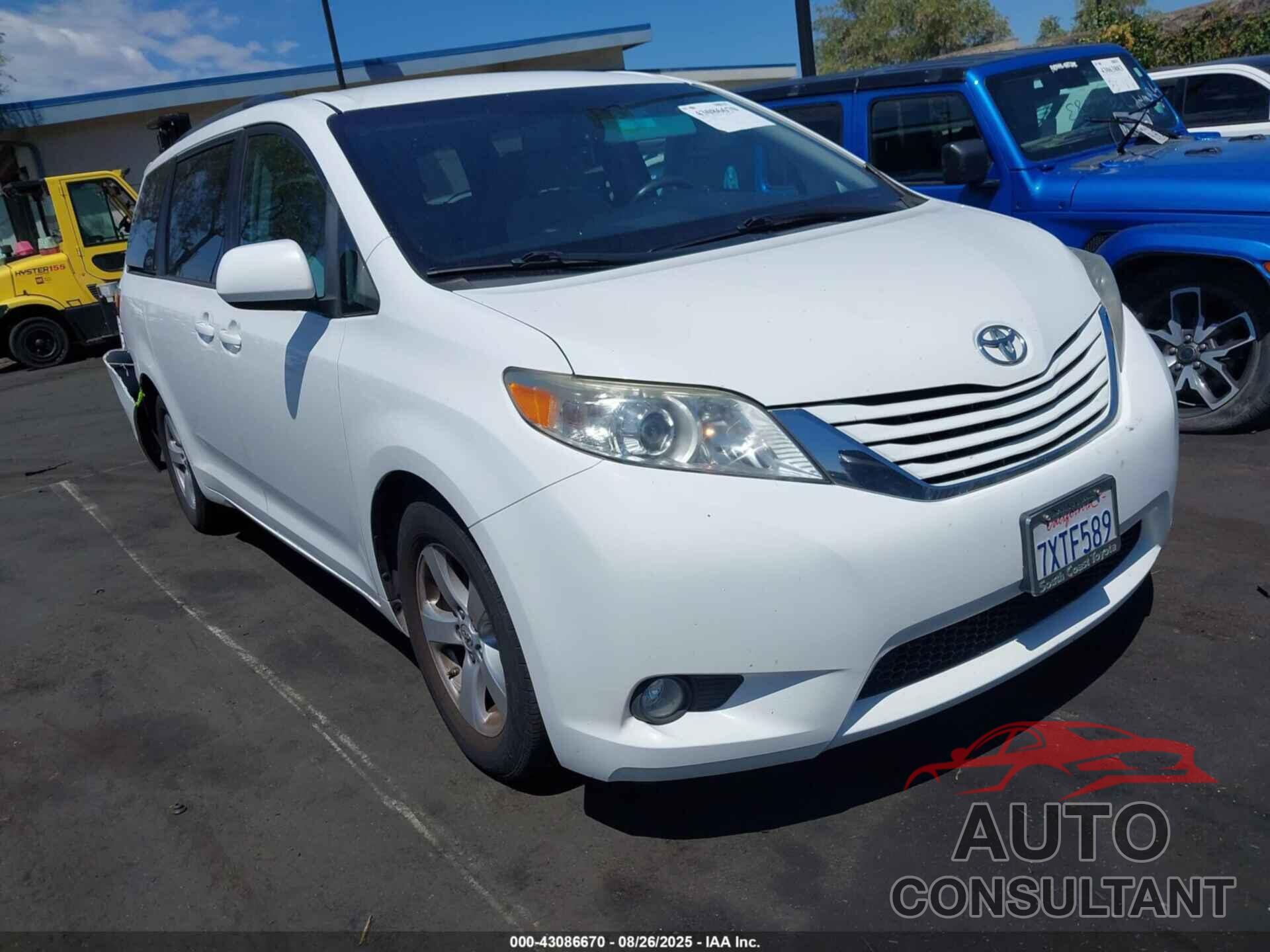 TOYOTA SIENNA 2017 - 5TDKZ3DC4HS868015