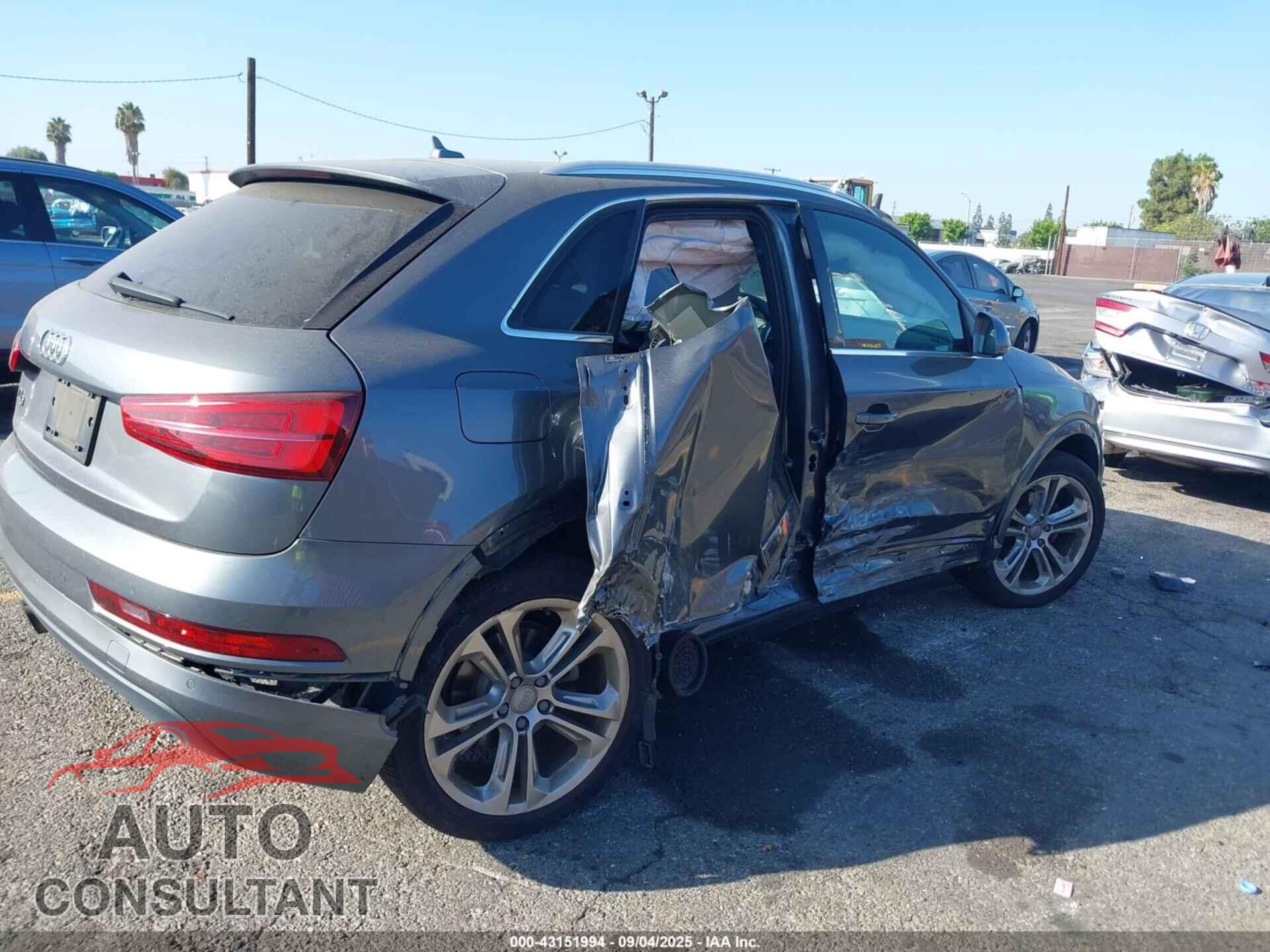 AUDI Q3 2017 - WA1HCCFS5HR011016