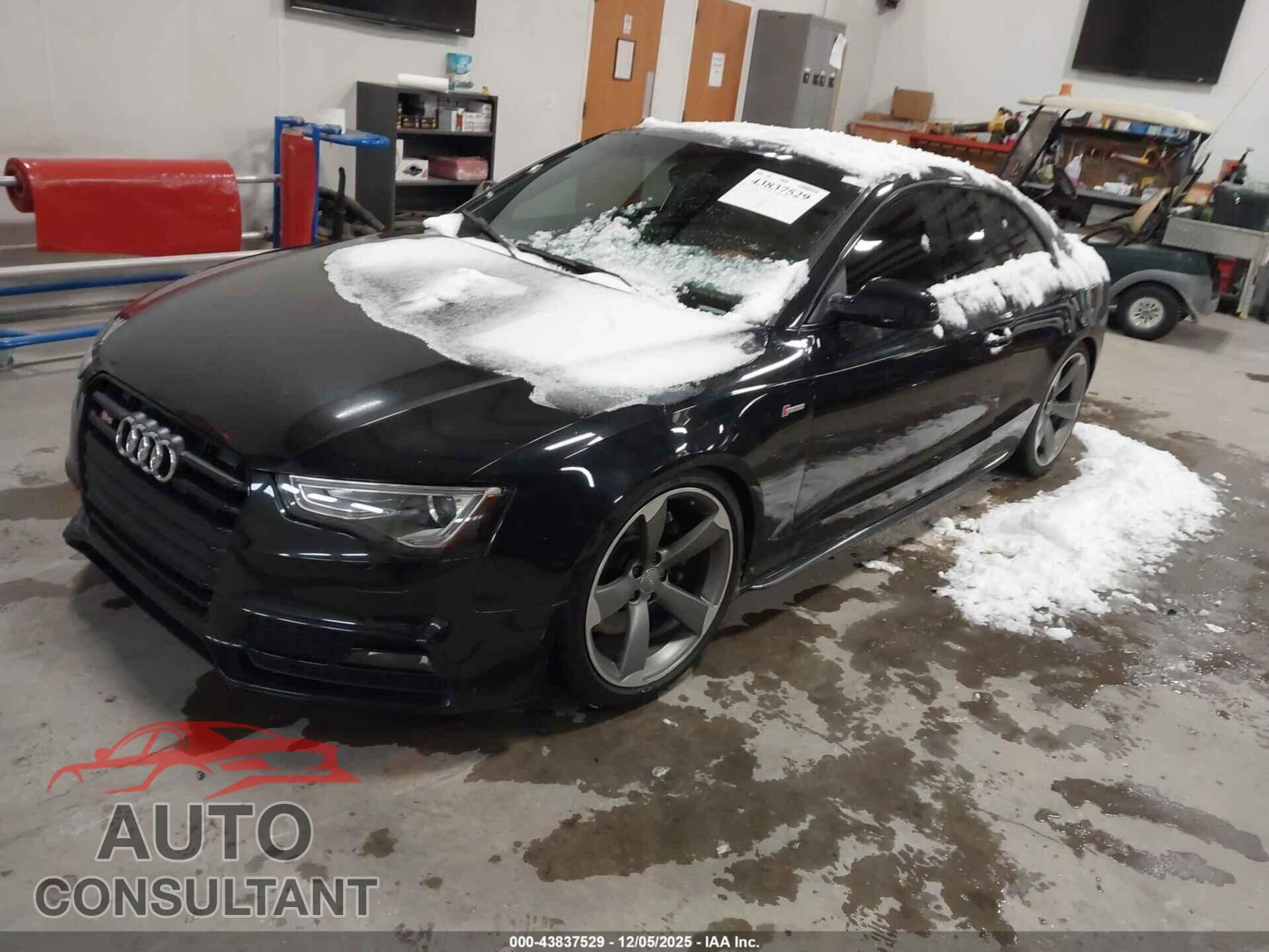 AUDI S5 2014 - WAUCGAFR6EA061033