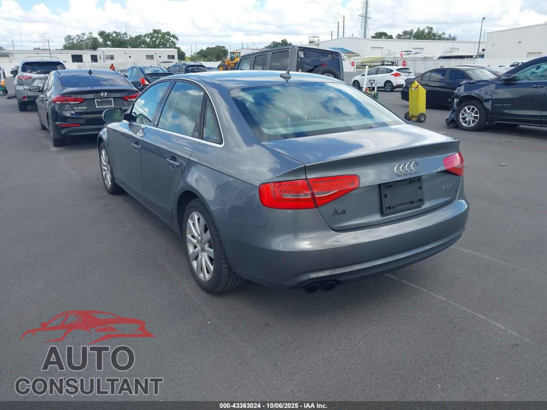 AUDI A4 2013 - WAUAFAFL8DN031173